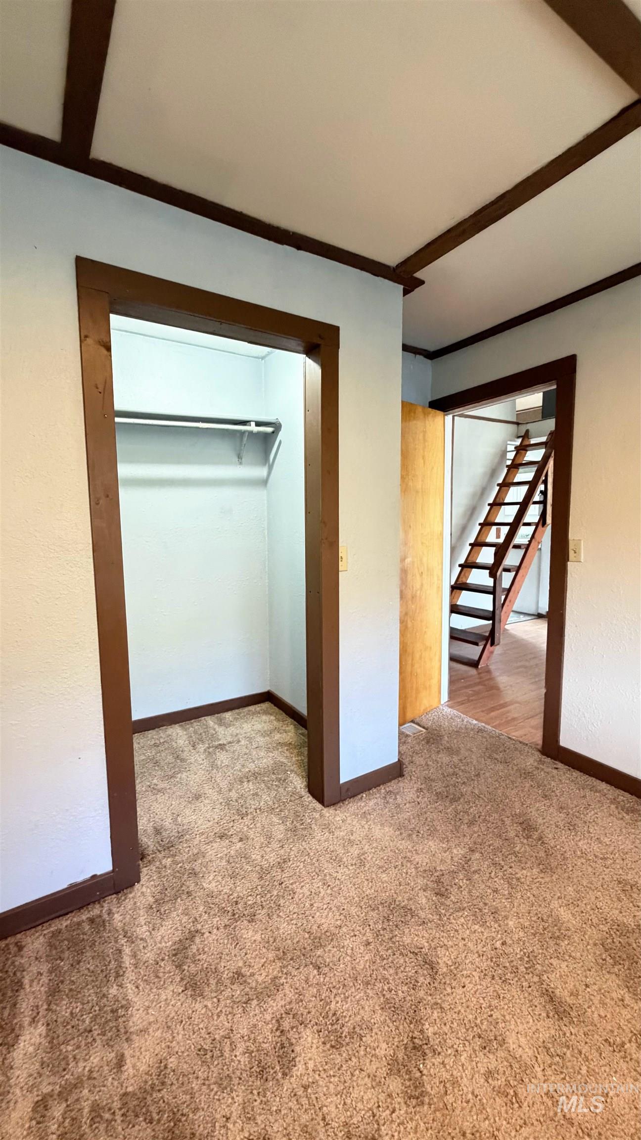 131 Skyline Loop Rd Property Photo 16