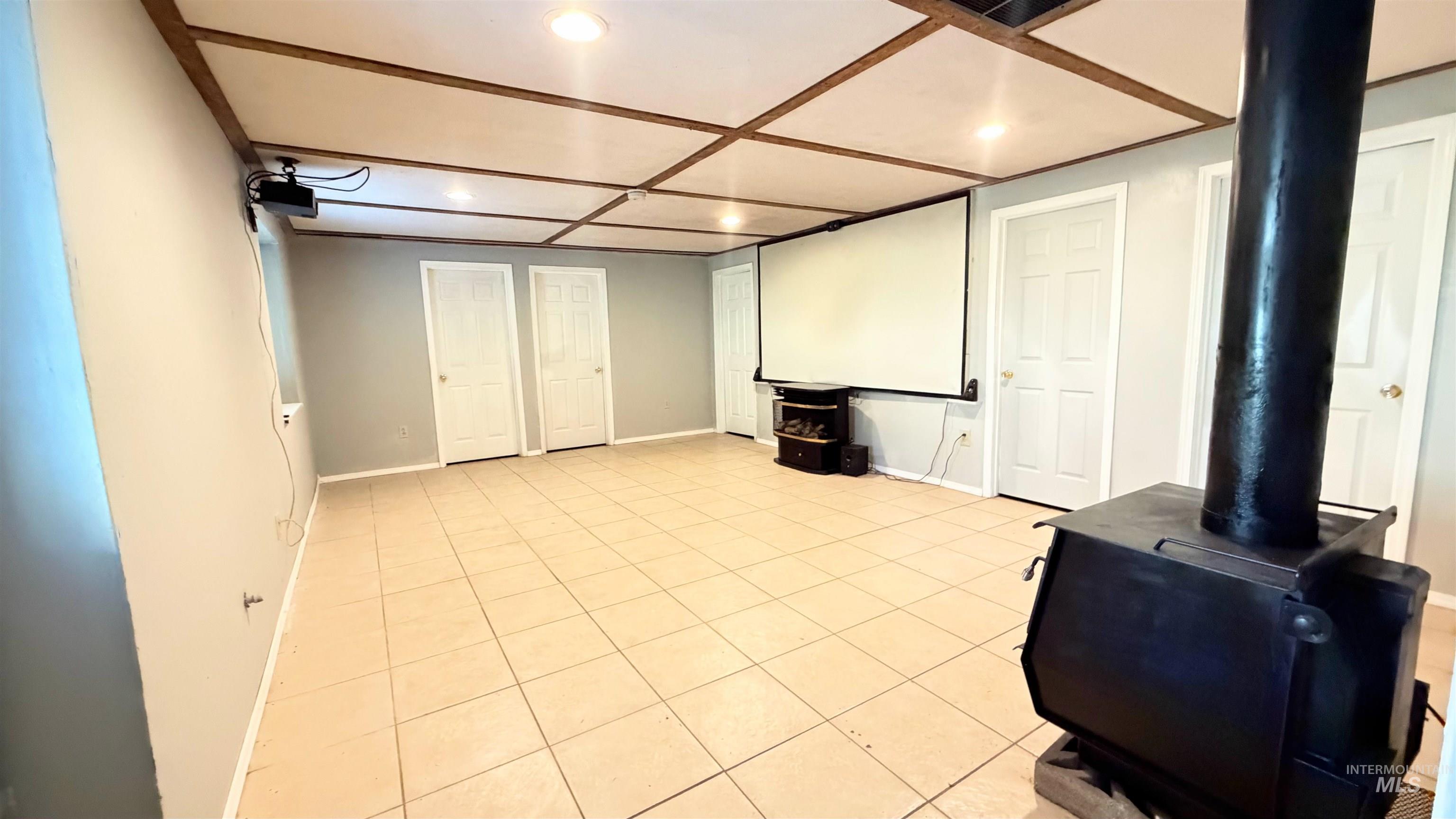 131 Skyline Loop Rd Property Photo 23