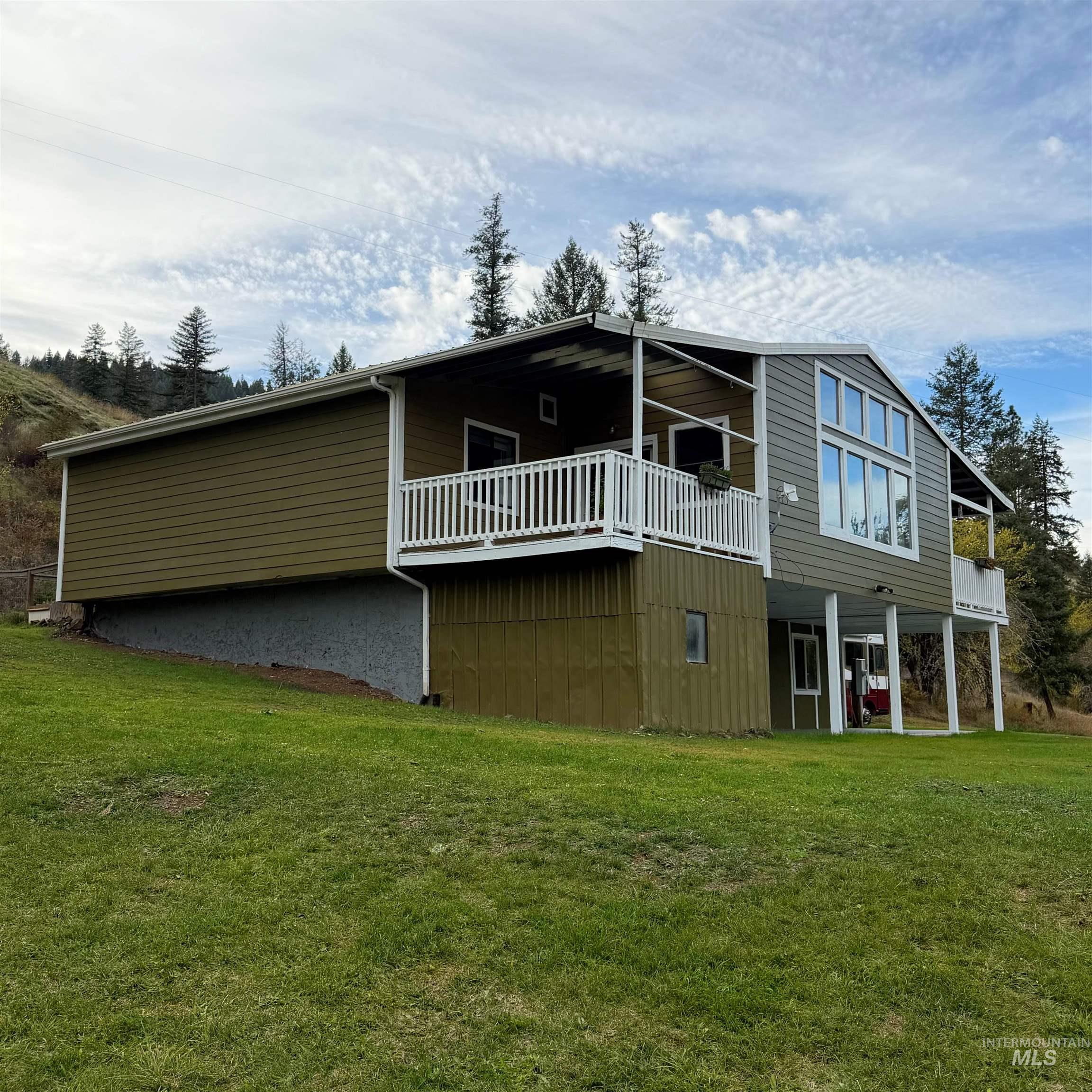 131 Skyline Loop Rd Property Photo 39
