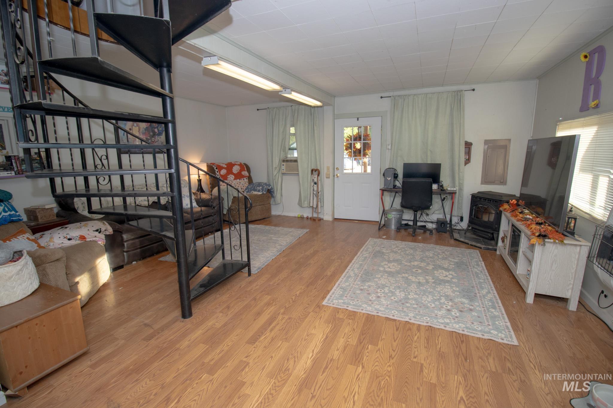 209 Canal St Property Photo 12