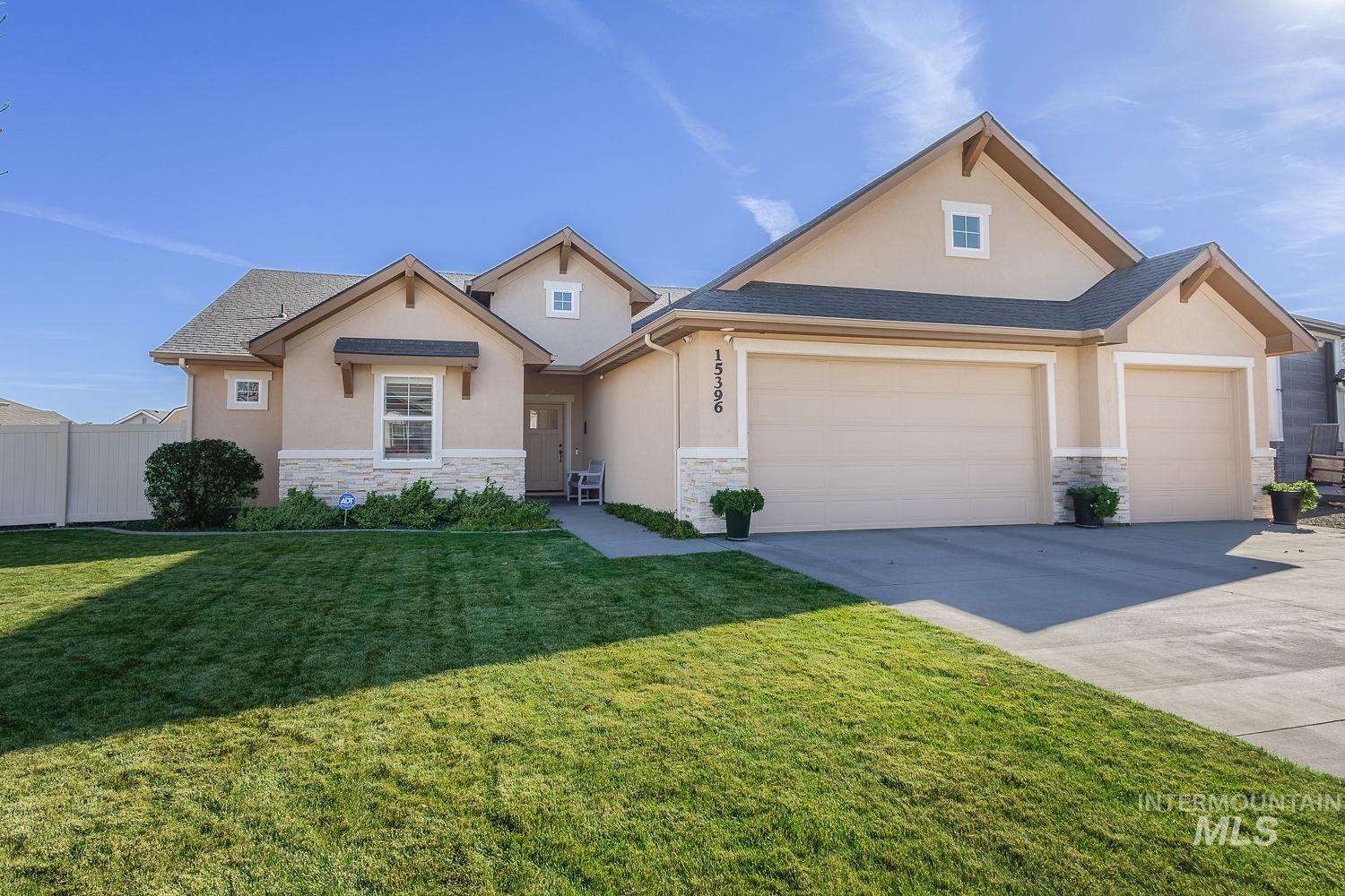 15396 Flora Springs Property Photo 1
