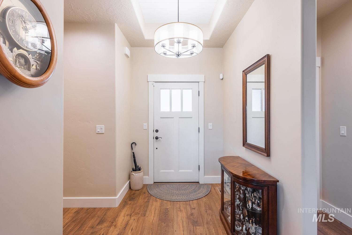 15396 Flora Springs Property Photo 4
