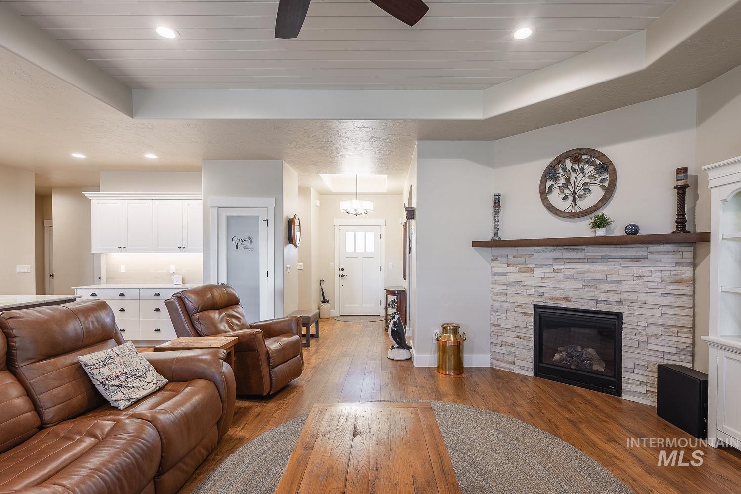 15396 Flora Springs Property Photo 11