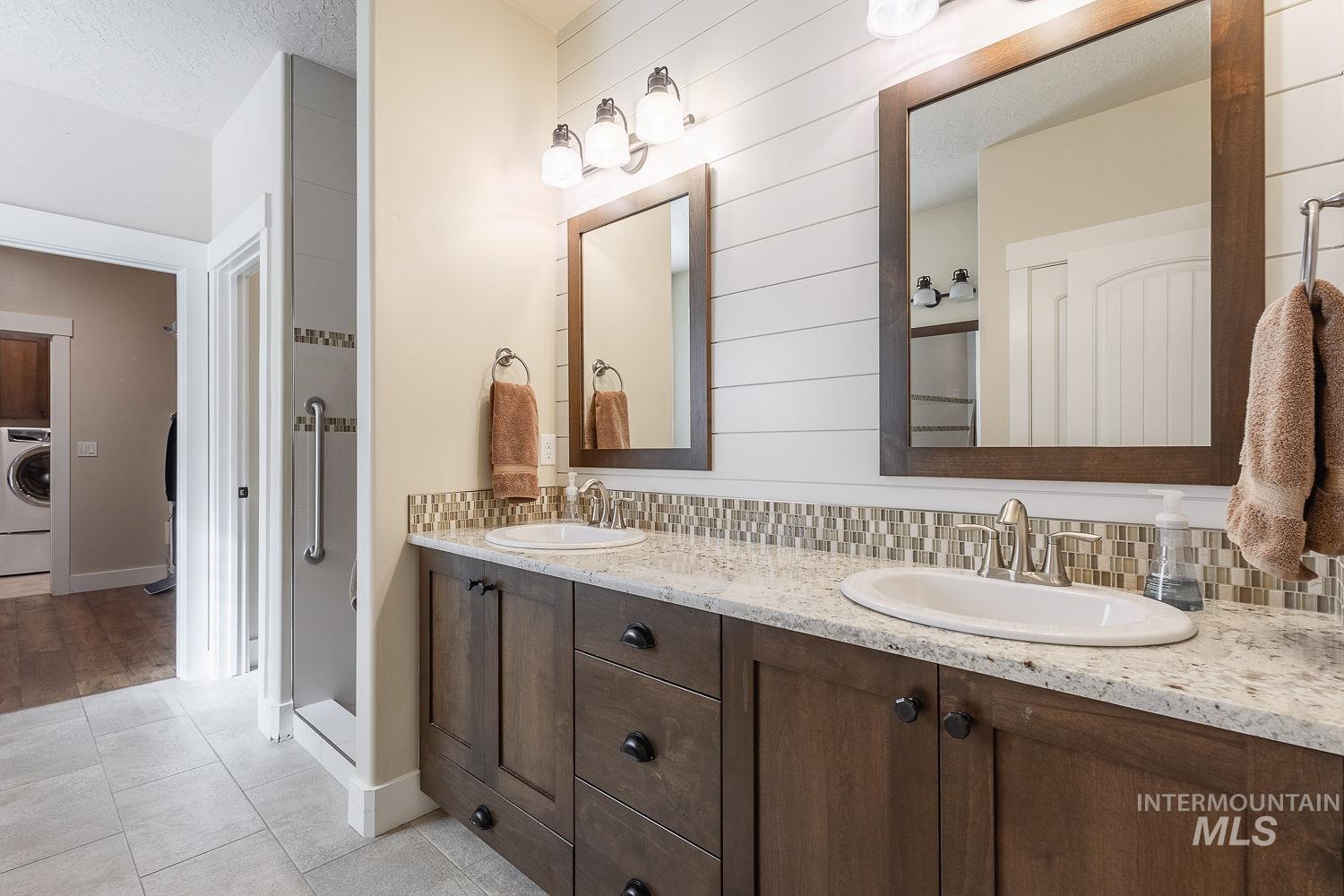 15396 Flora Springs Property Photo 19