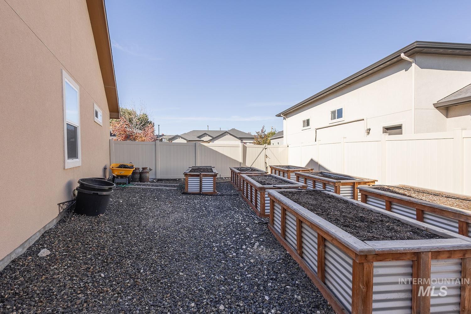 15396 Flora Springs Property Photo 35