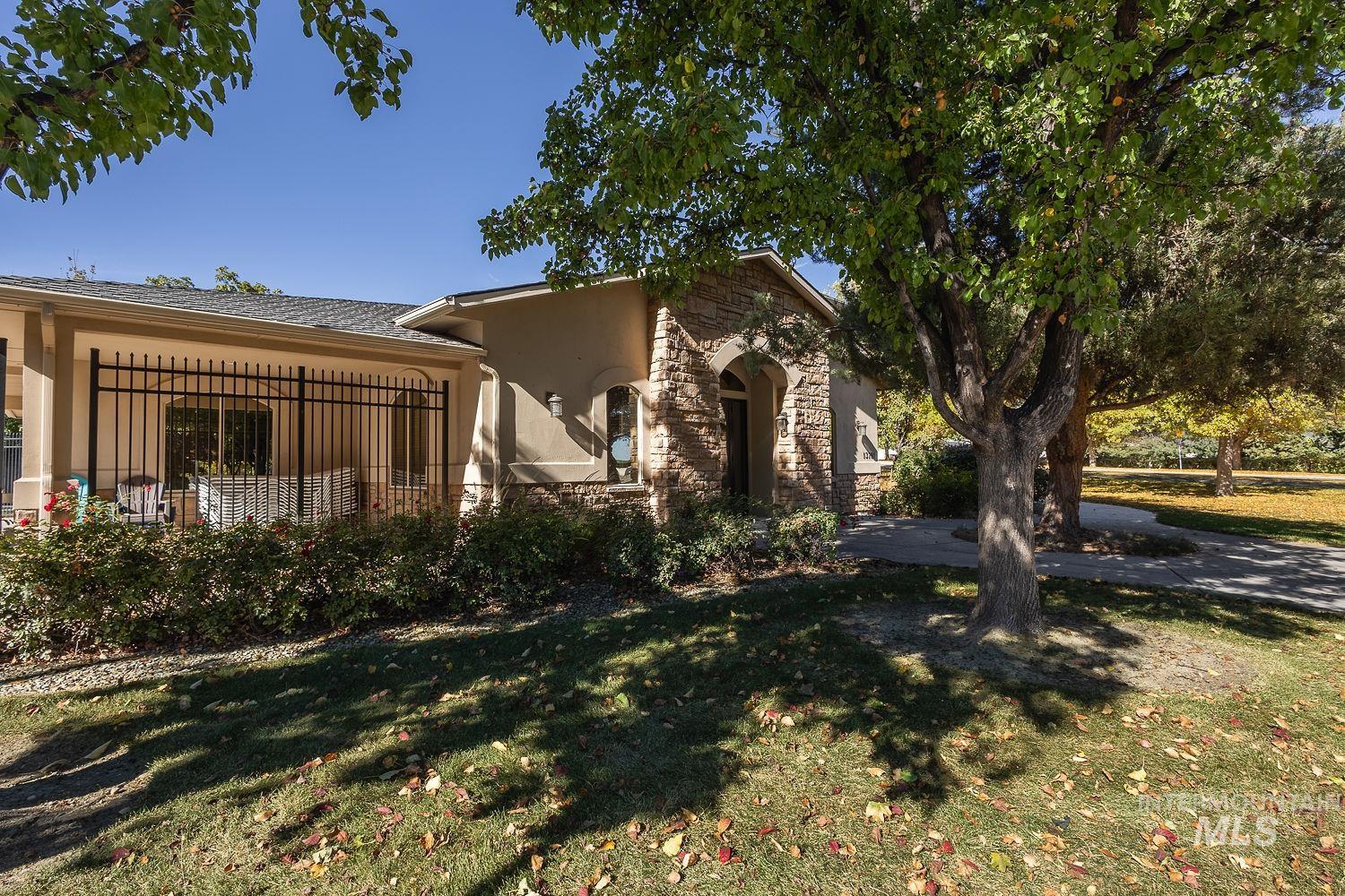 15396 Flora Springs Property Photo 46