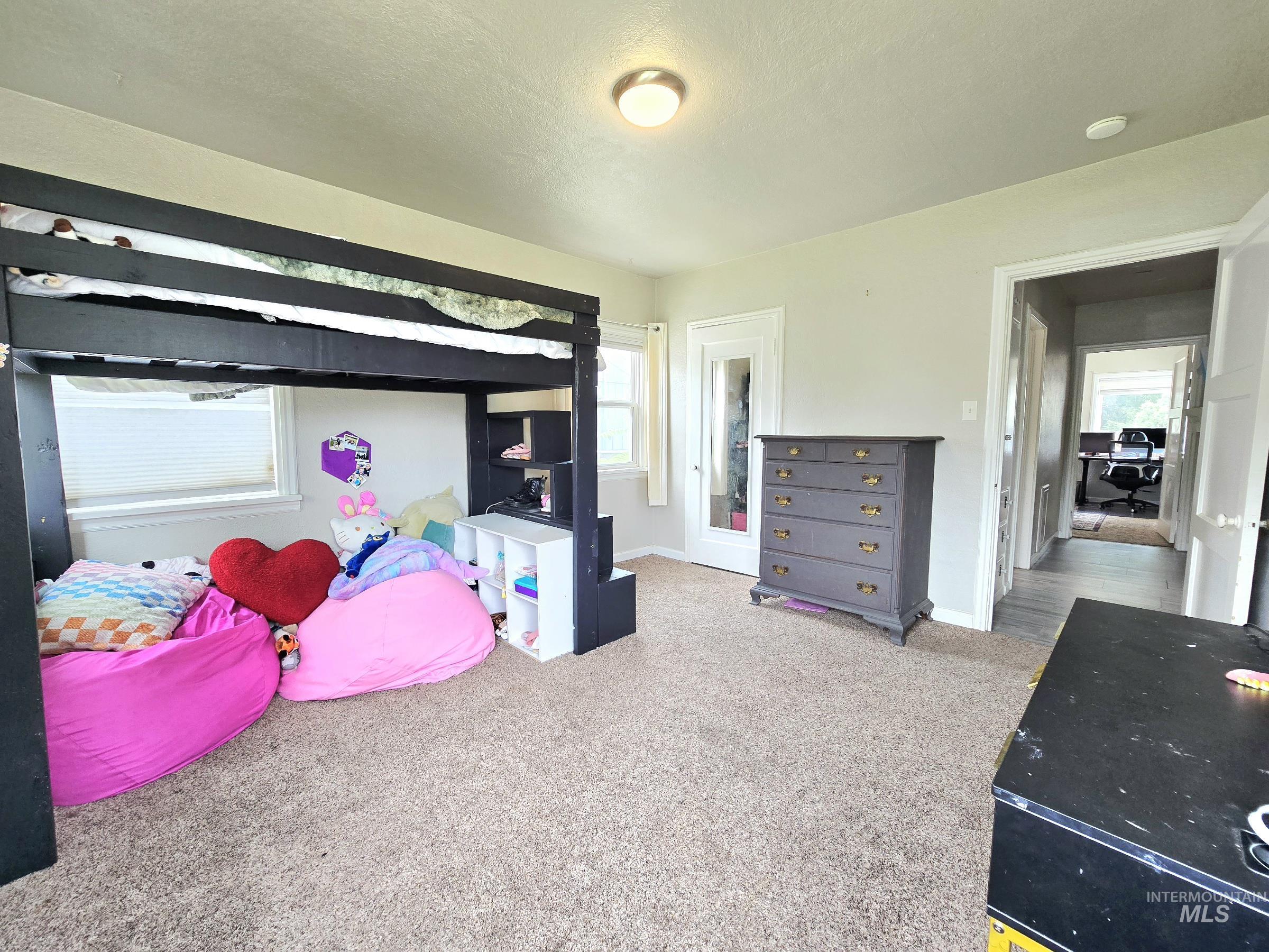 508 E Ash St. Property Photo 9