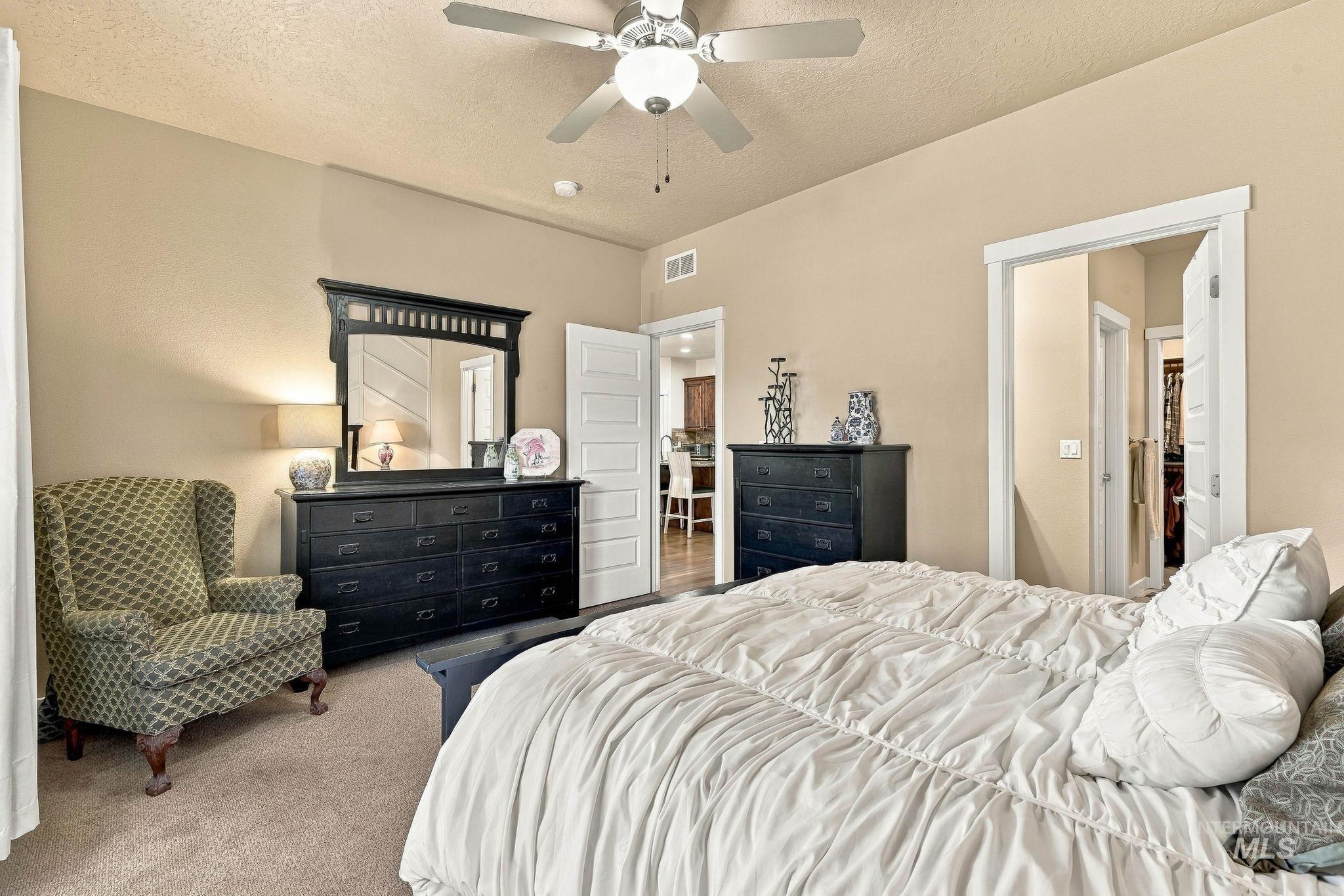 6091 N Willowdale Pl Property Photo 33