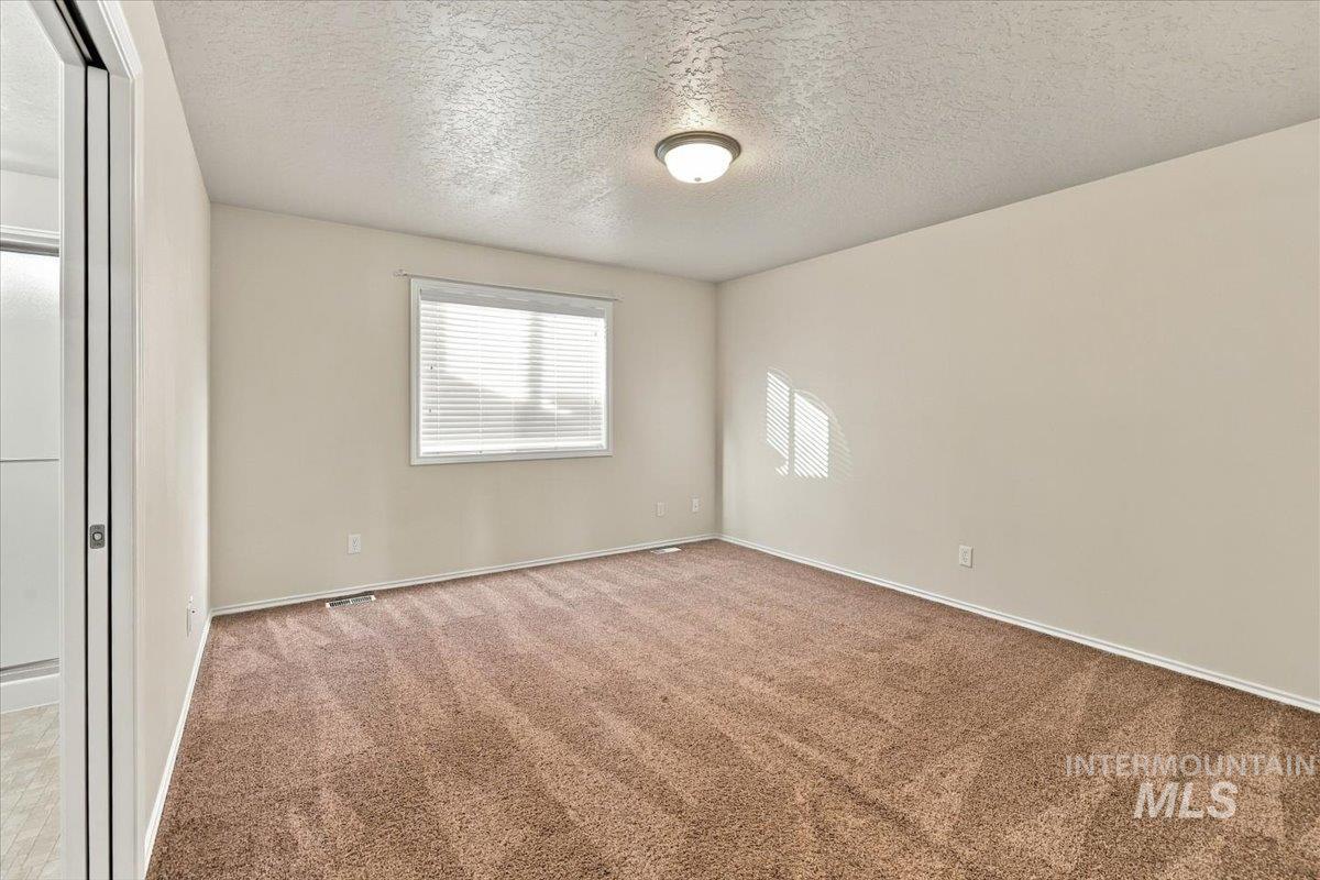 2114 Alder Dr Property Photo 11