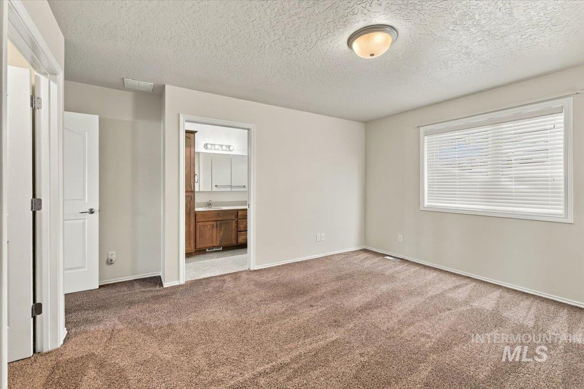 2114 Alder Dr Property Photo 12