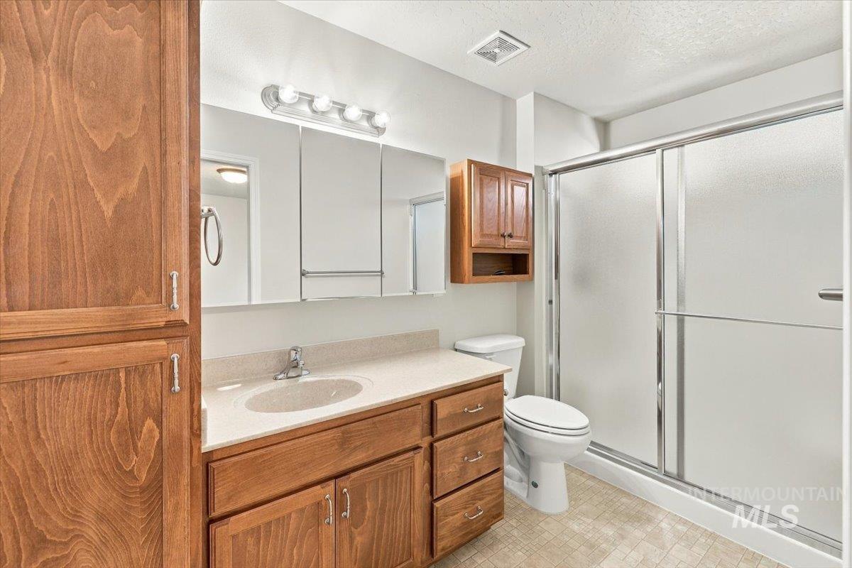 2114 Alder Dr Property Photo 14