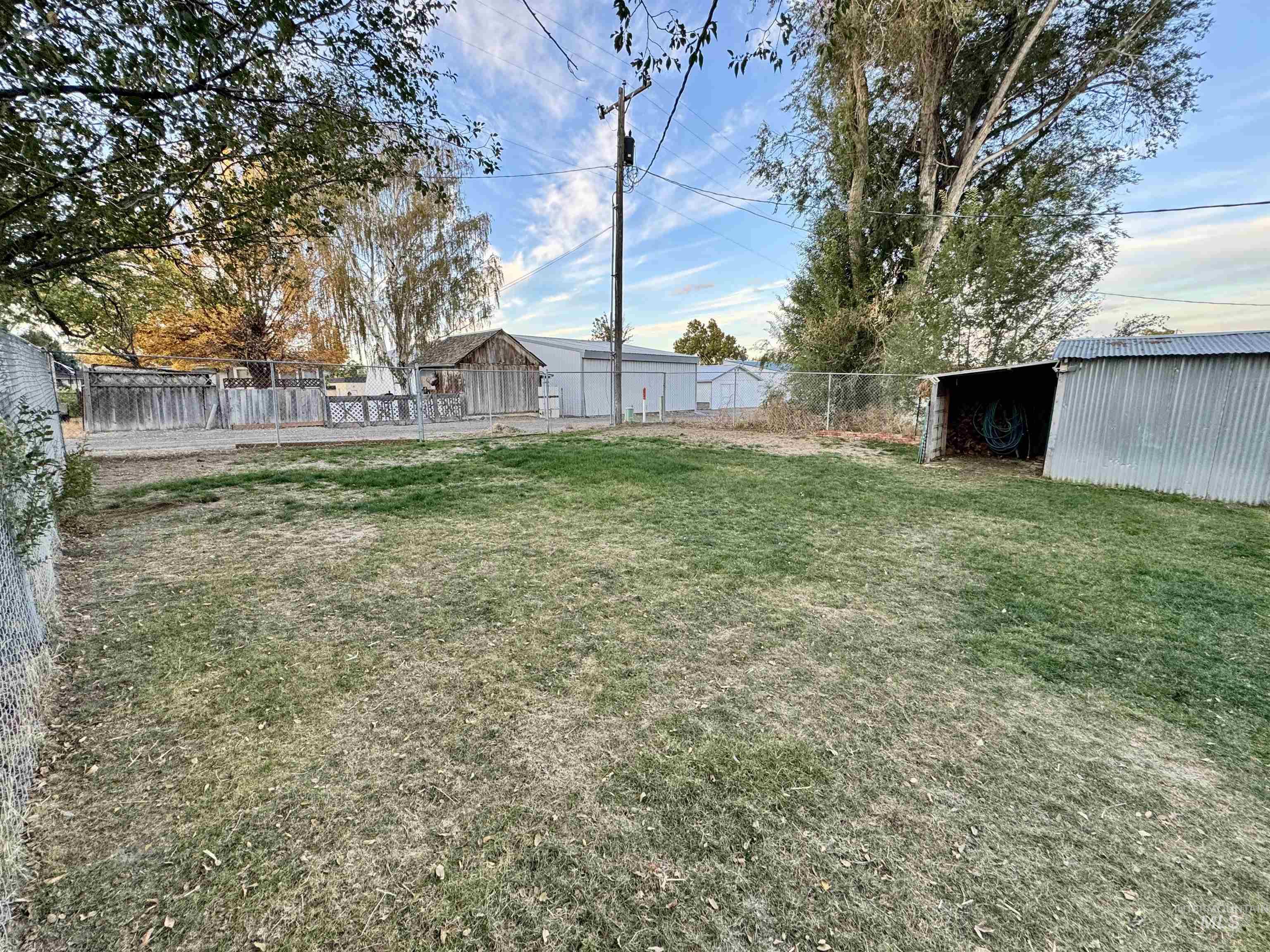 150 E Reed Property Photo 16