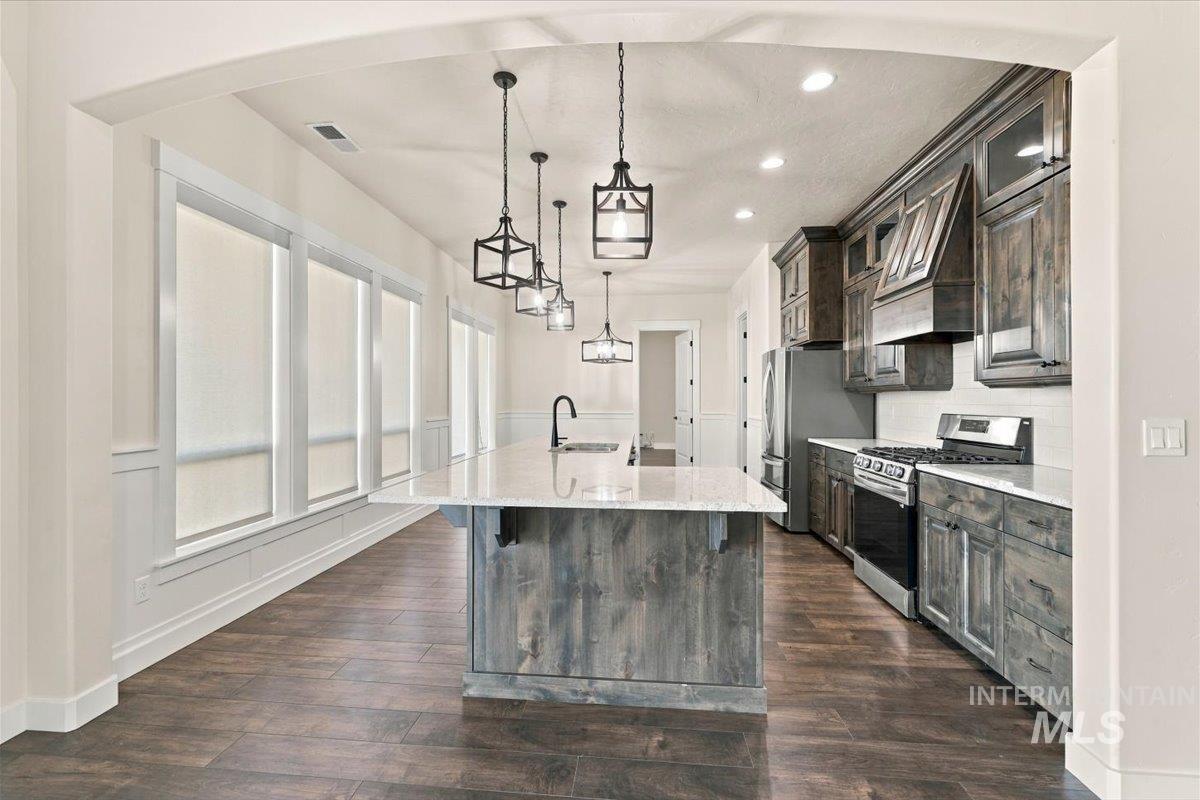 17301 Maple River Court Property Photo 13