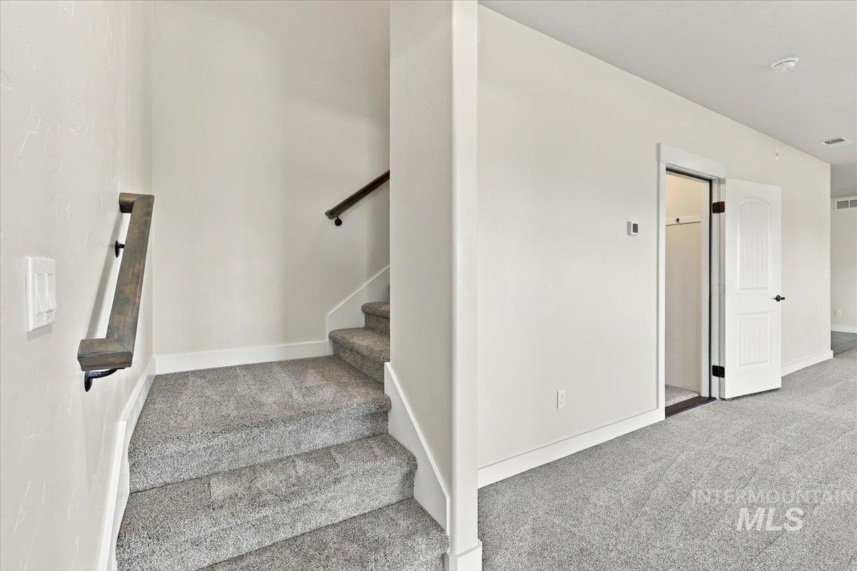 17301 Maple River Court Property Photo 28