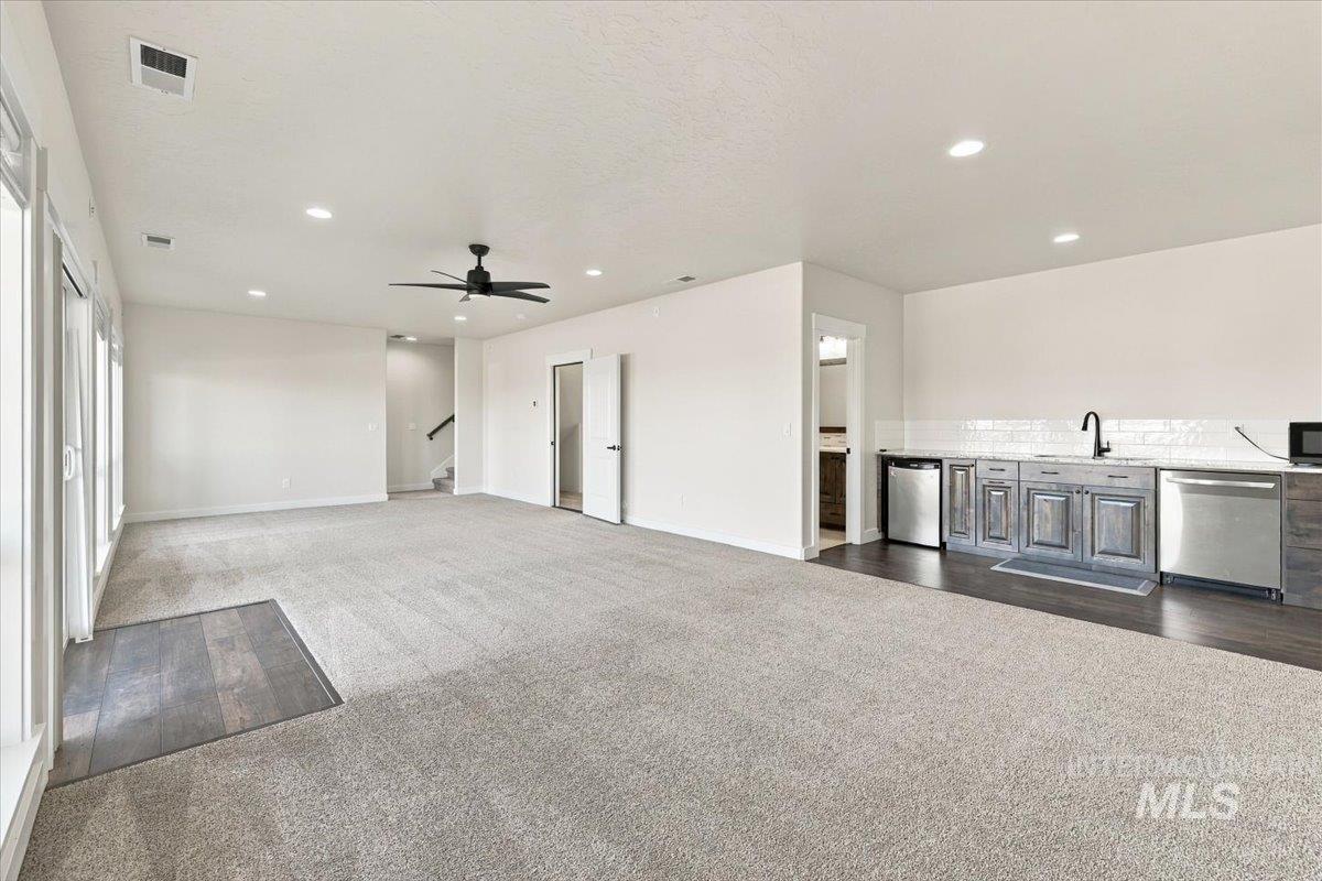 17301 Maple River Court Property Photo 30