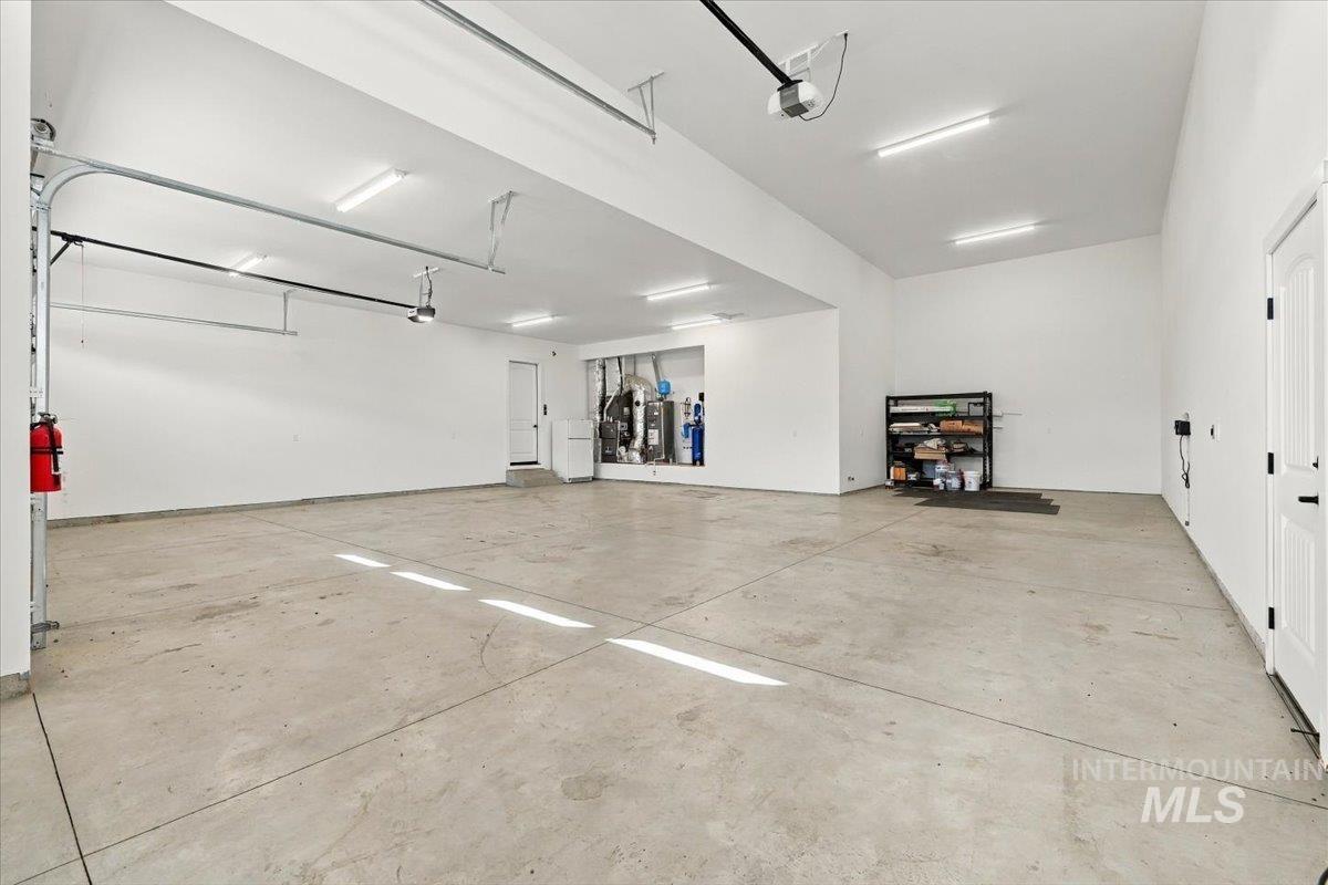 17301 Maple River Court Property Photo 35