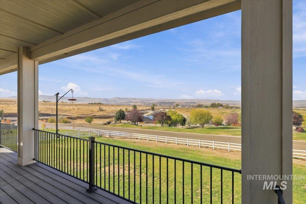 17301 Maple River Court Property Photo 36