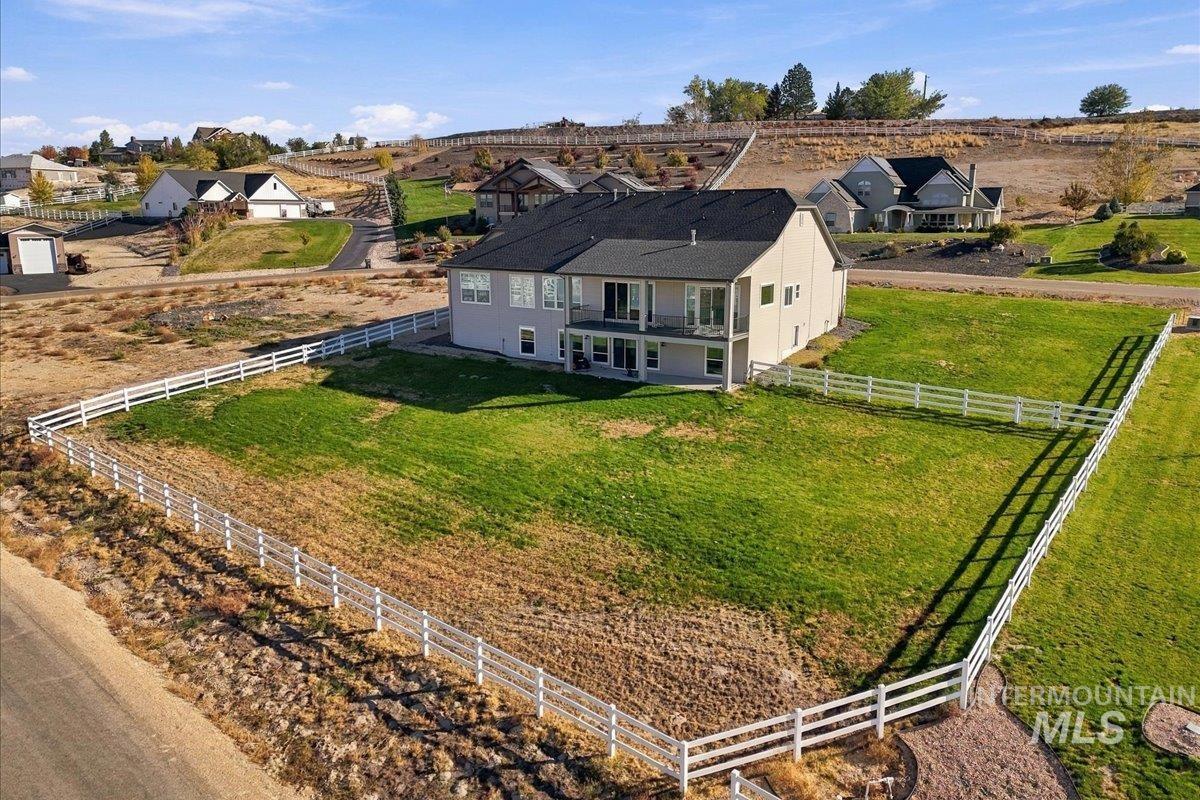 17301 Maple River Court Property Photo 40