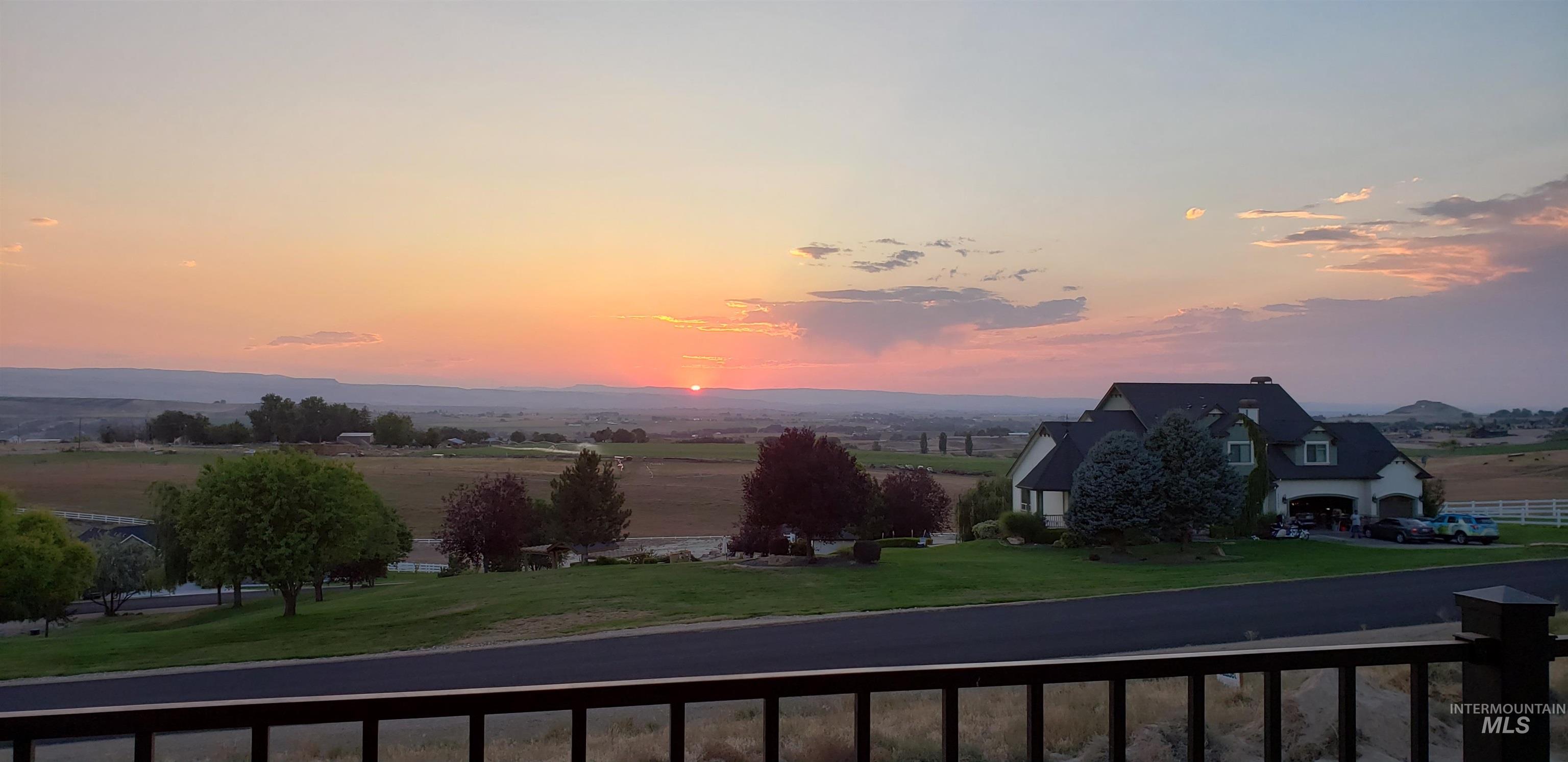 17301 Maple River Court Property Photo 47