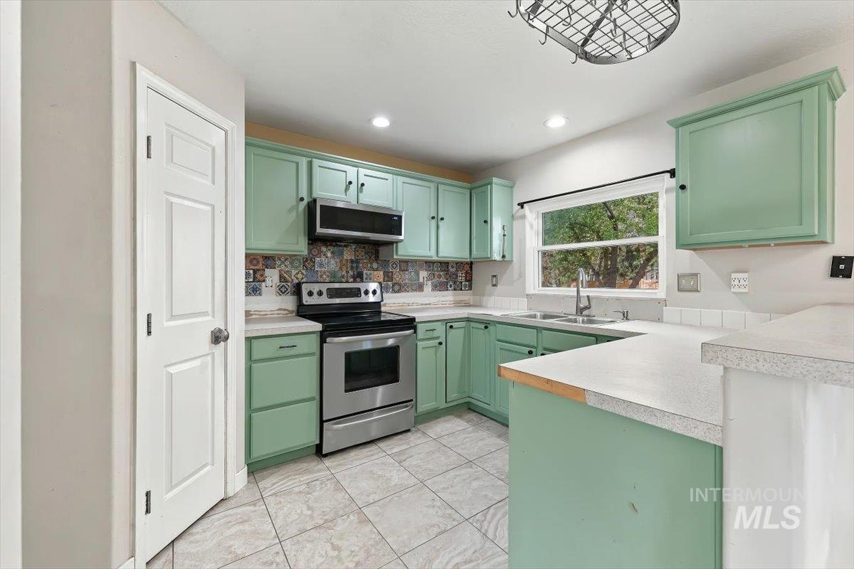527 N Copper River Dr Property Photo 9