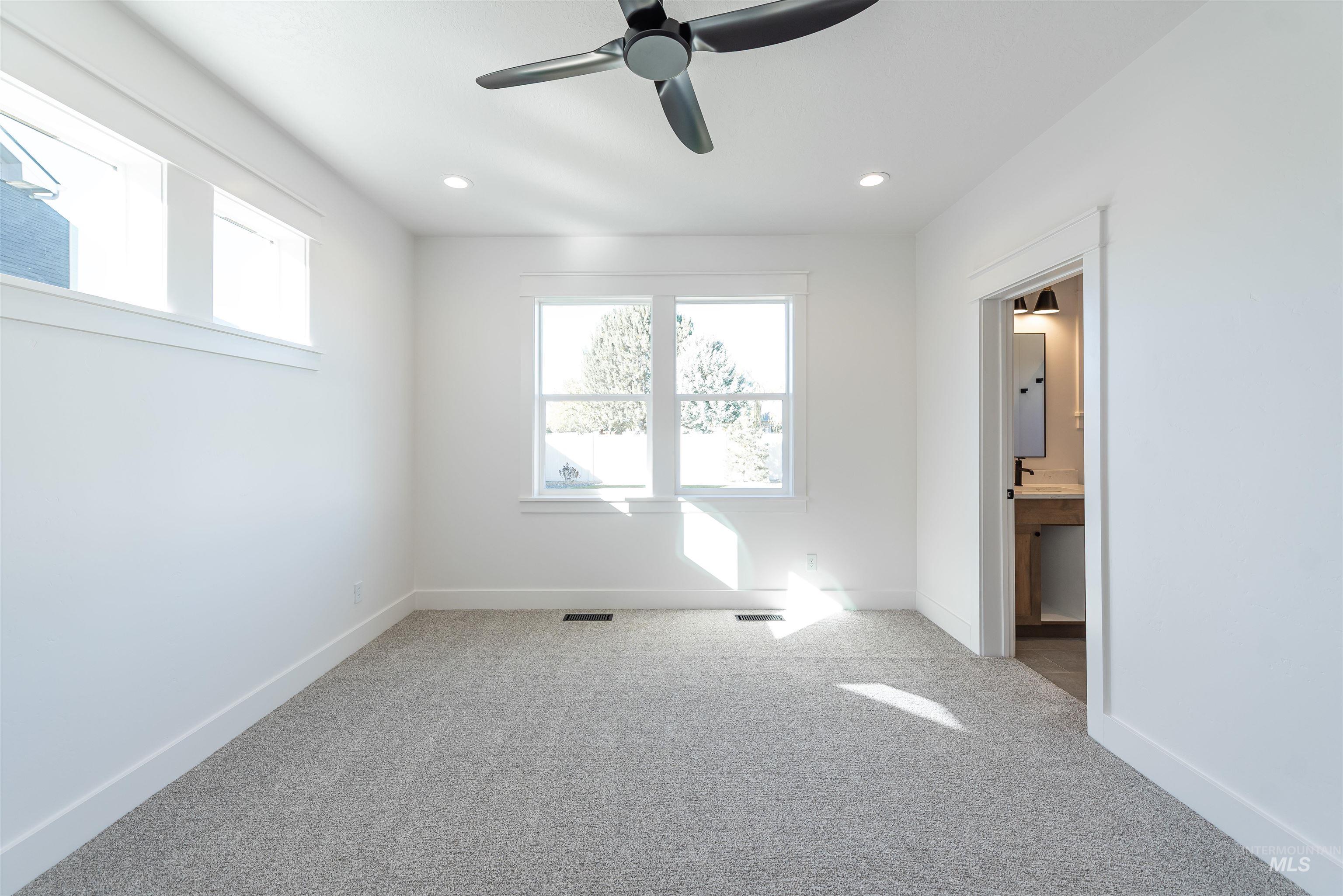 1500 E Rio Chico Dr. Property Photo 12