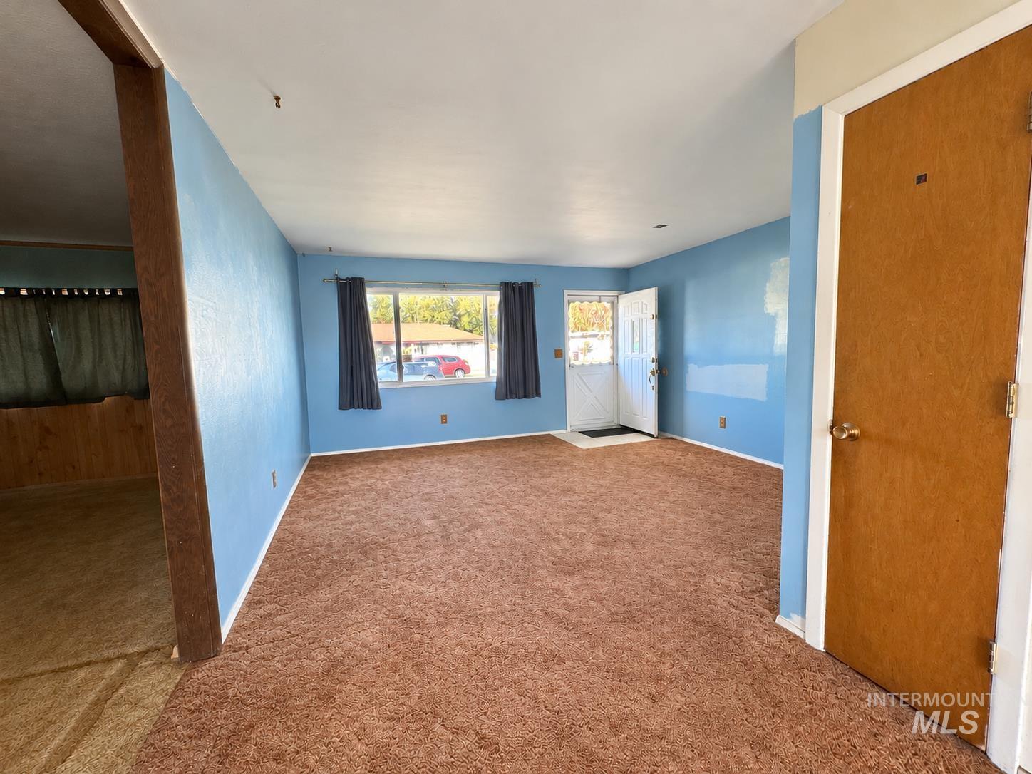 835 S 13th E Property Photo 10