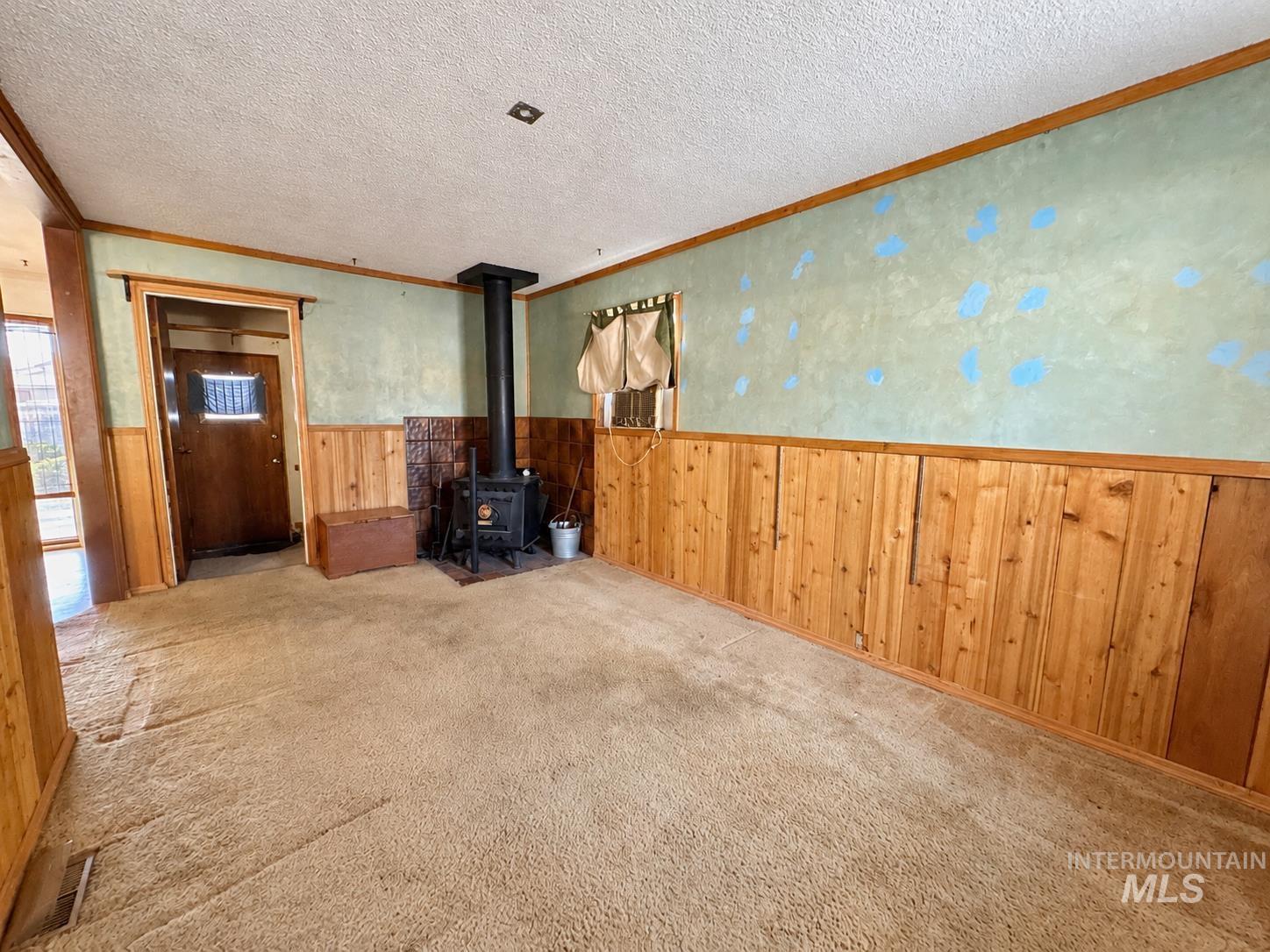 835 S 13th E Property Photo 12