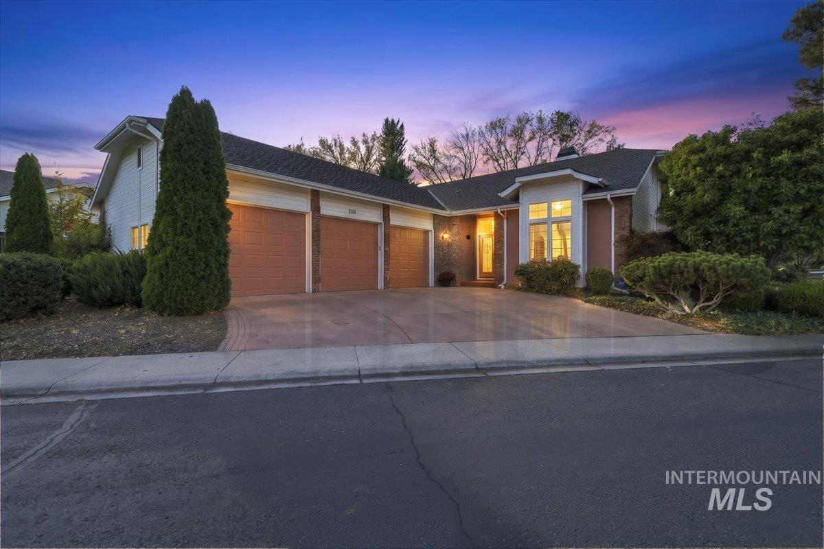 2155 S Crosscreek Ln Property Photo