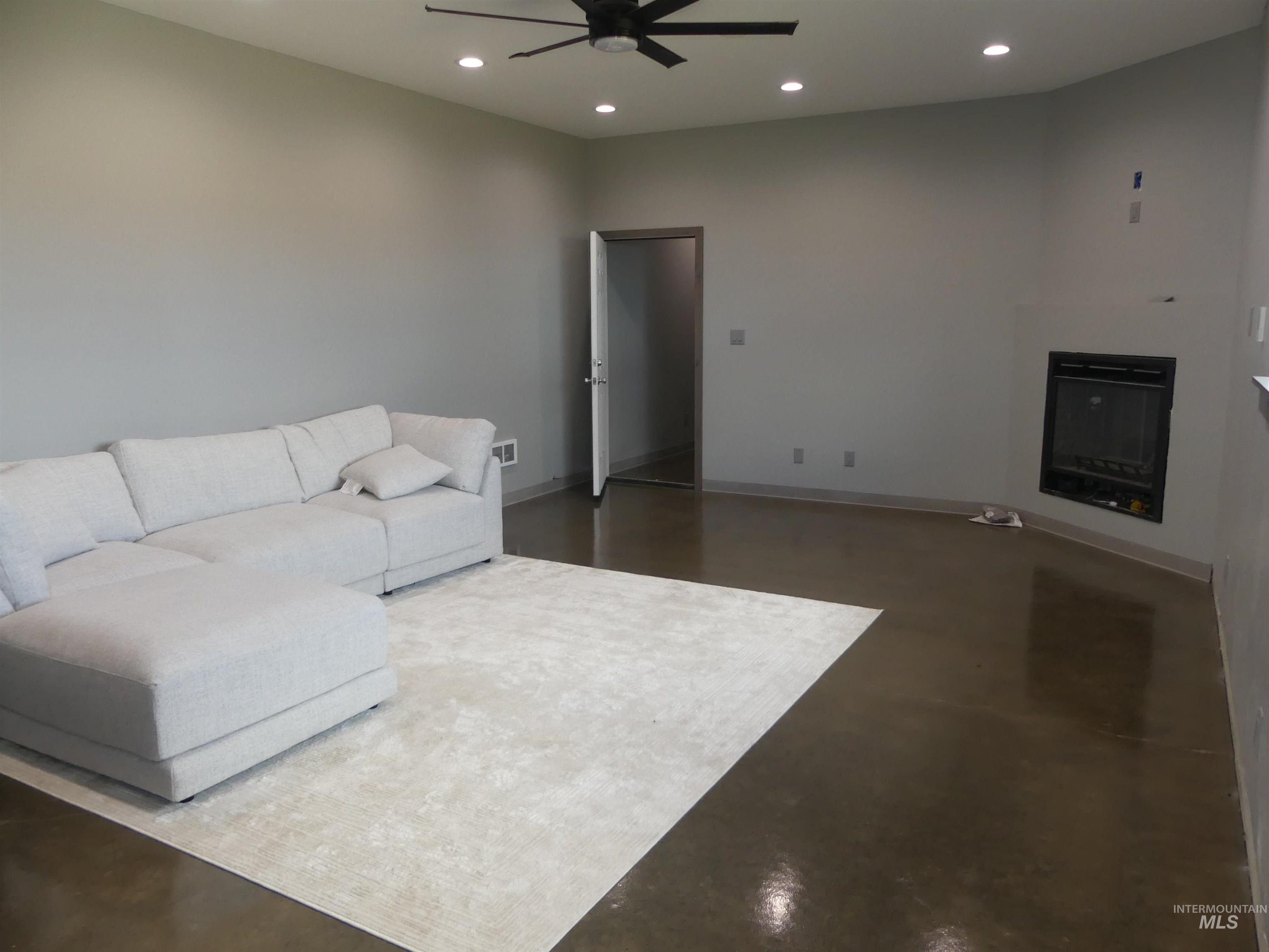47 Camas Road Property Photo 16