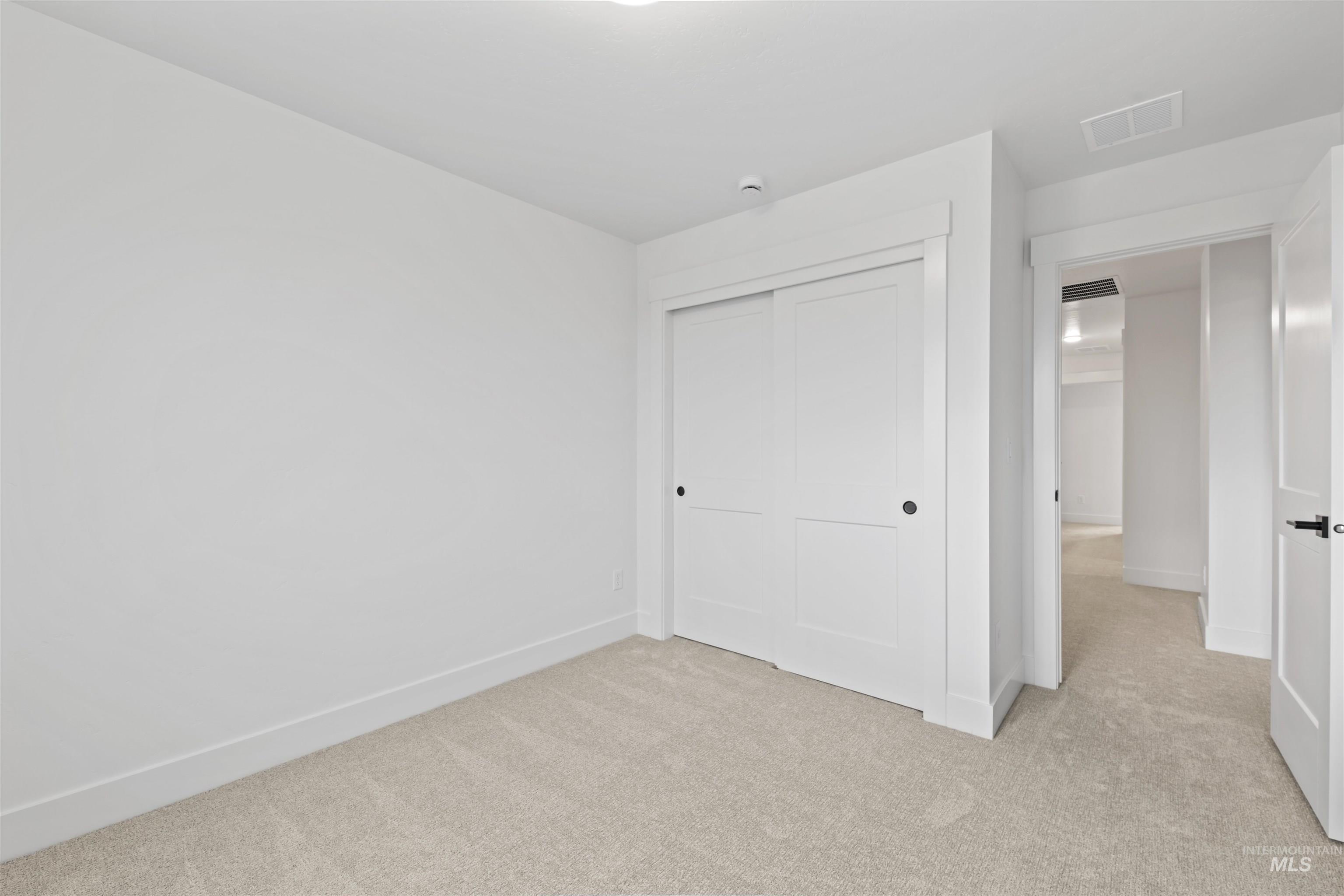 2106 Deep Purple Property Photo 29