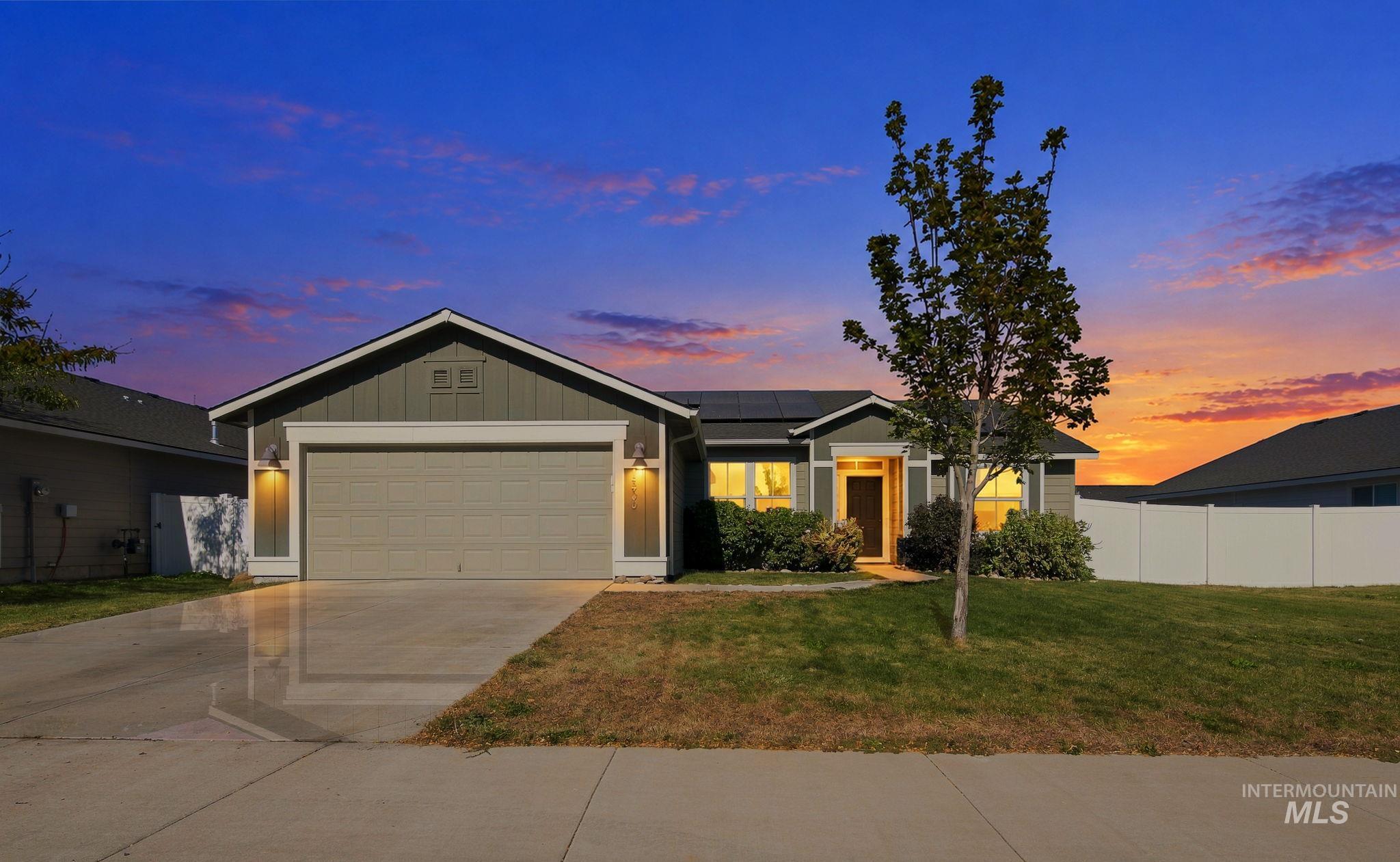 1500 W Atacama Dr Property Photo 1