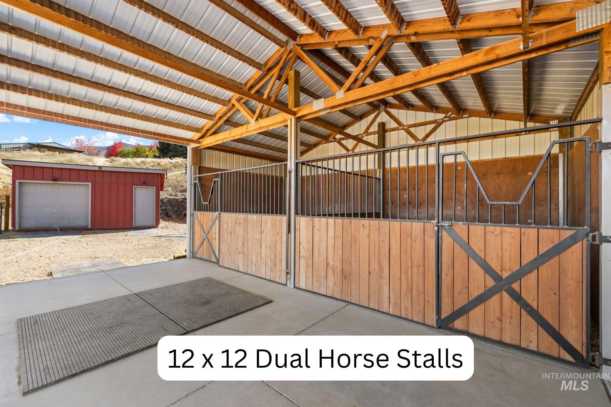 24 Horseshu Vue Cir Property Photo 9