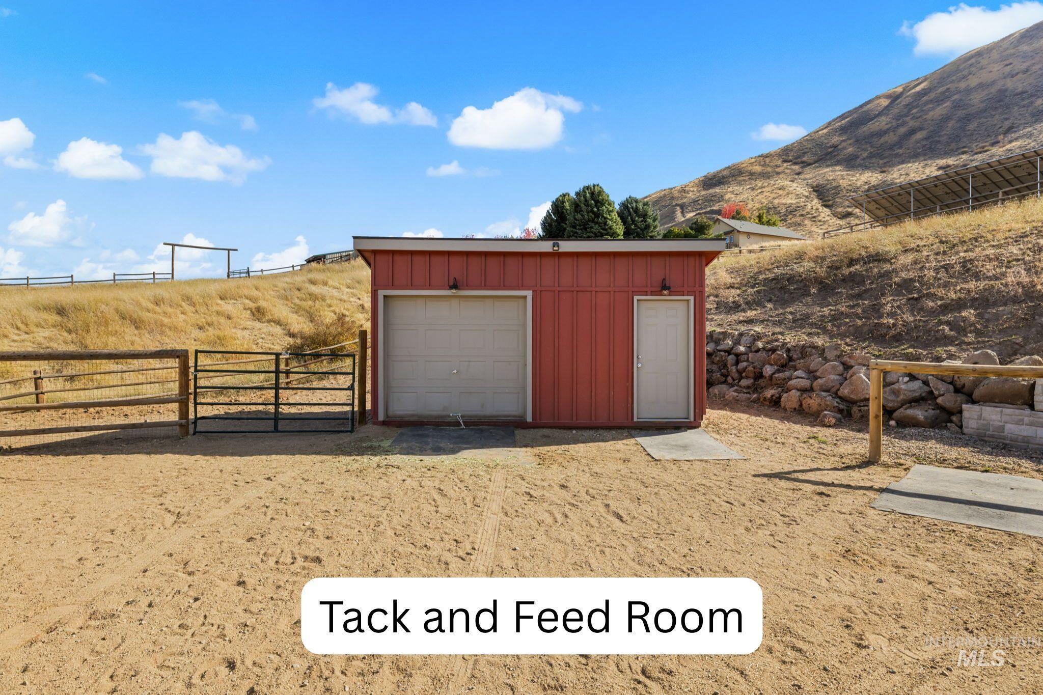 24 Horseshu Vue Cir Property Photo 11