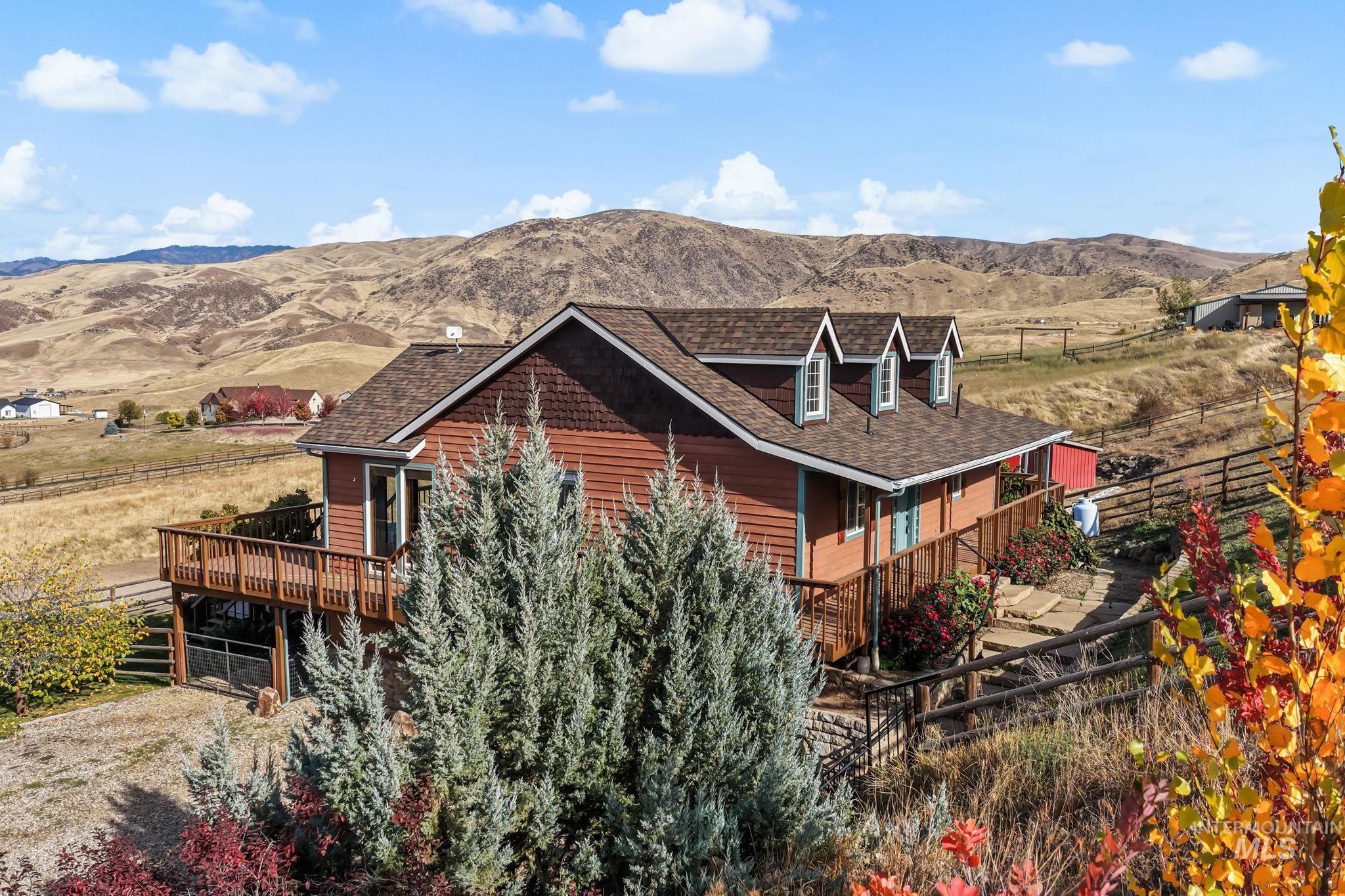 24 Horseshu Vue Cir Property Photo 13