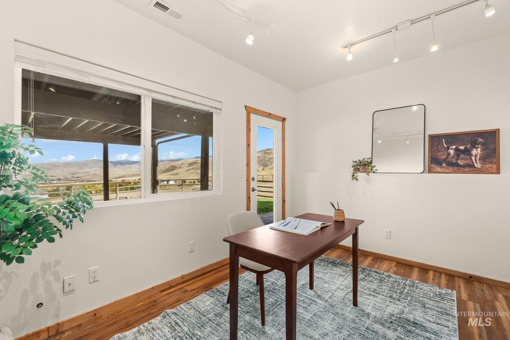 24 Horseshu Vue Cir Property Photo 33