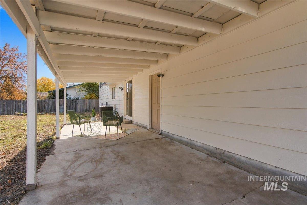 5750 N Garrett St Property Photo 30