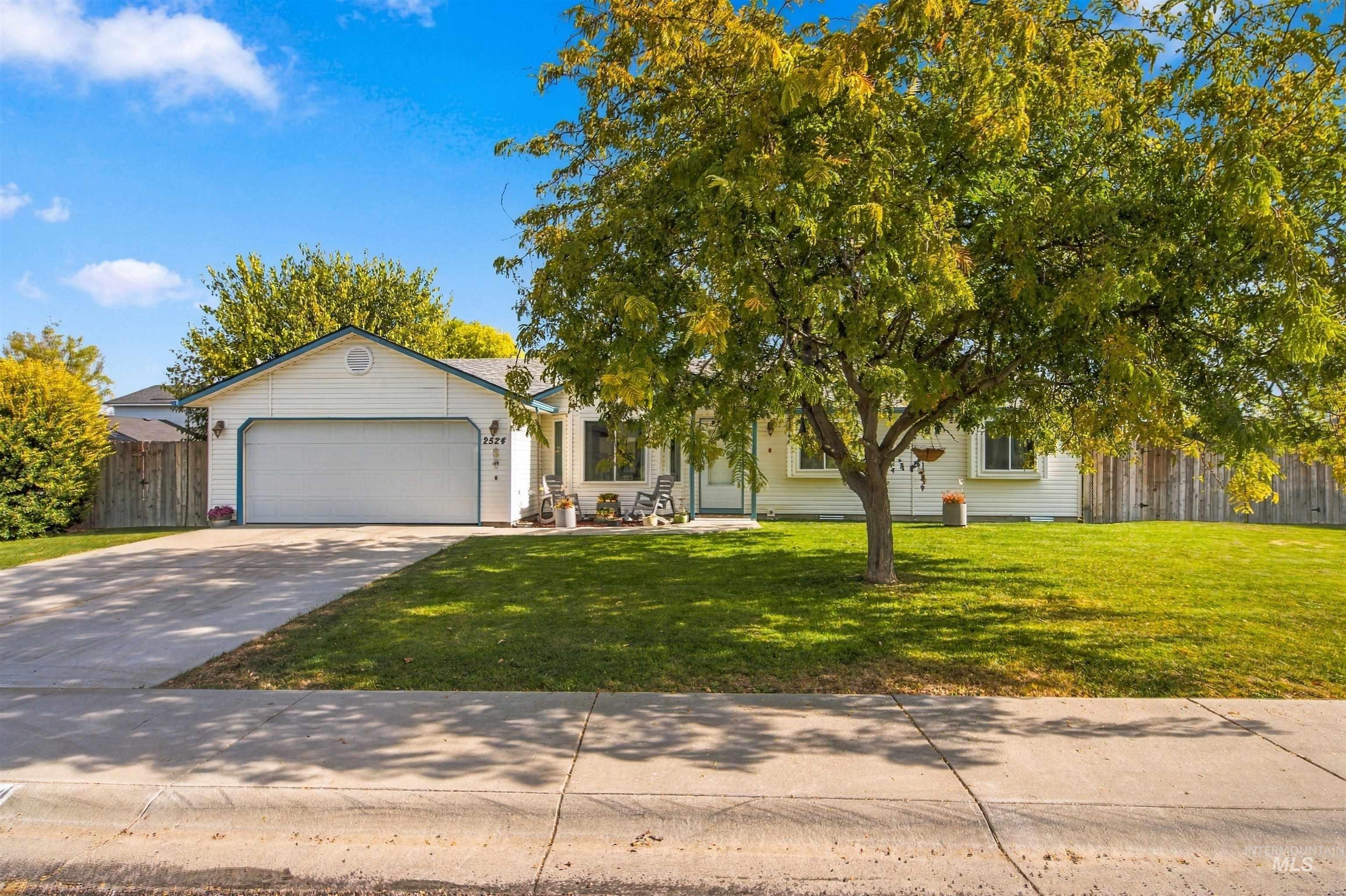 2524 Smart Street Property Photo 2