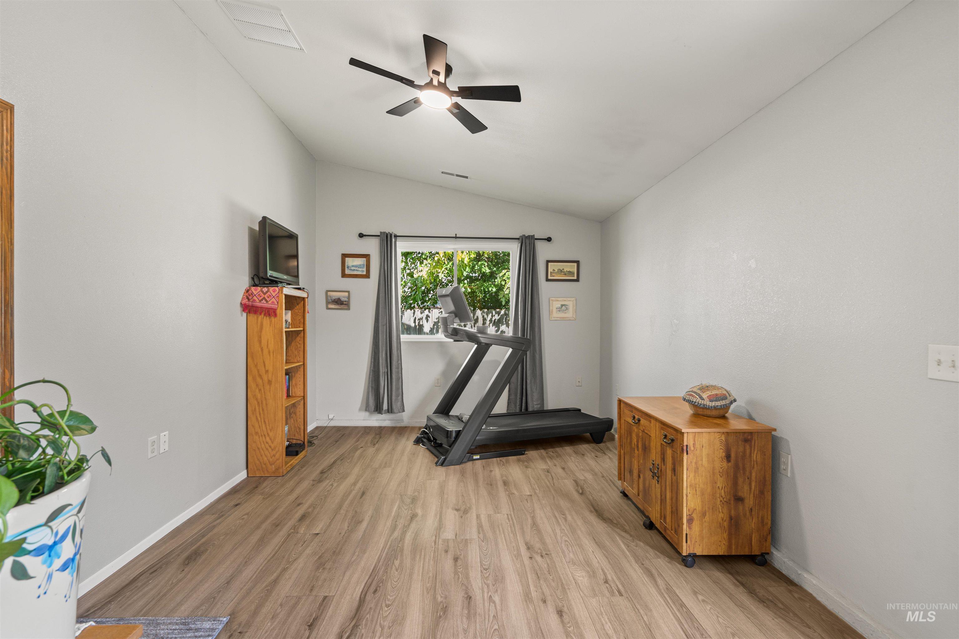 2524 Smart Street Property Photo 18