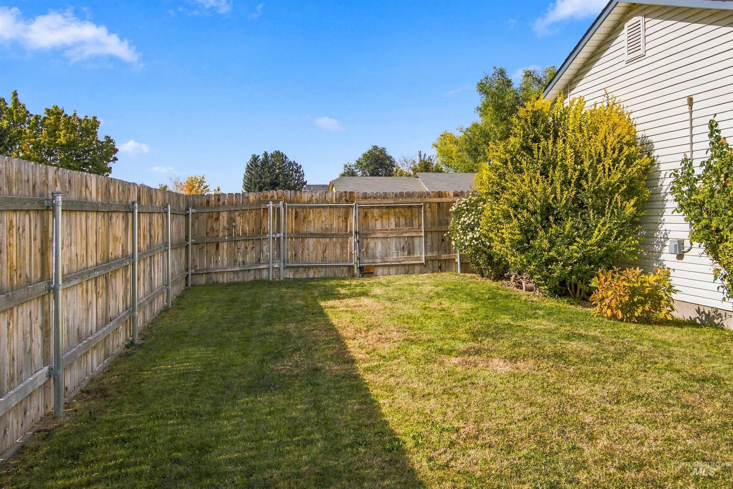 2524 Smart Street Property Photo 34