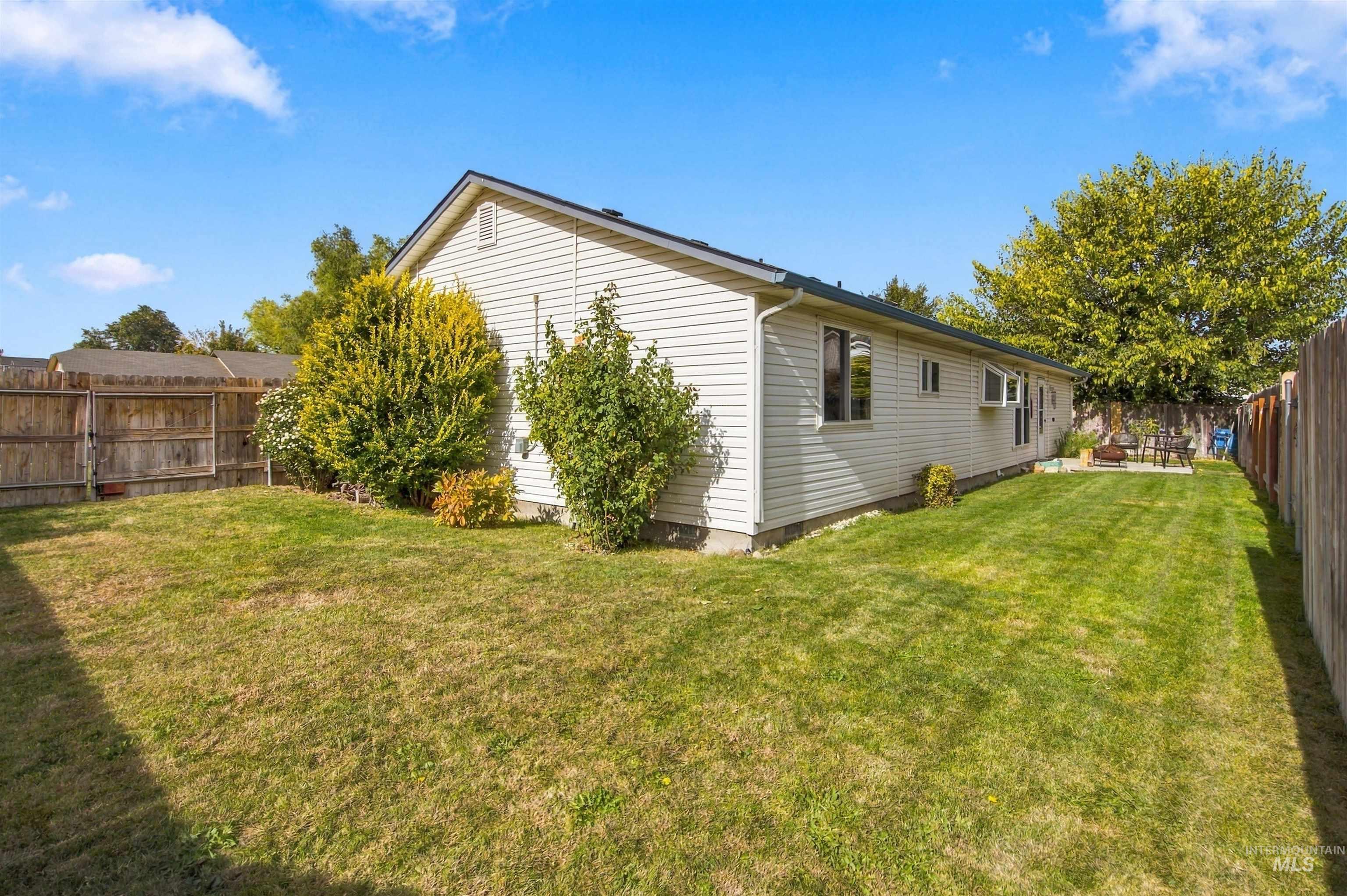 2524 Smart Street Property Photo 35