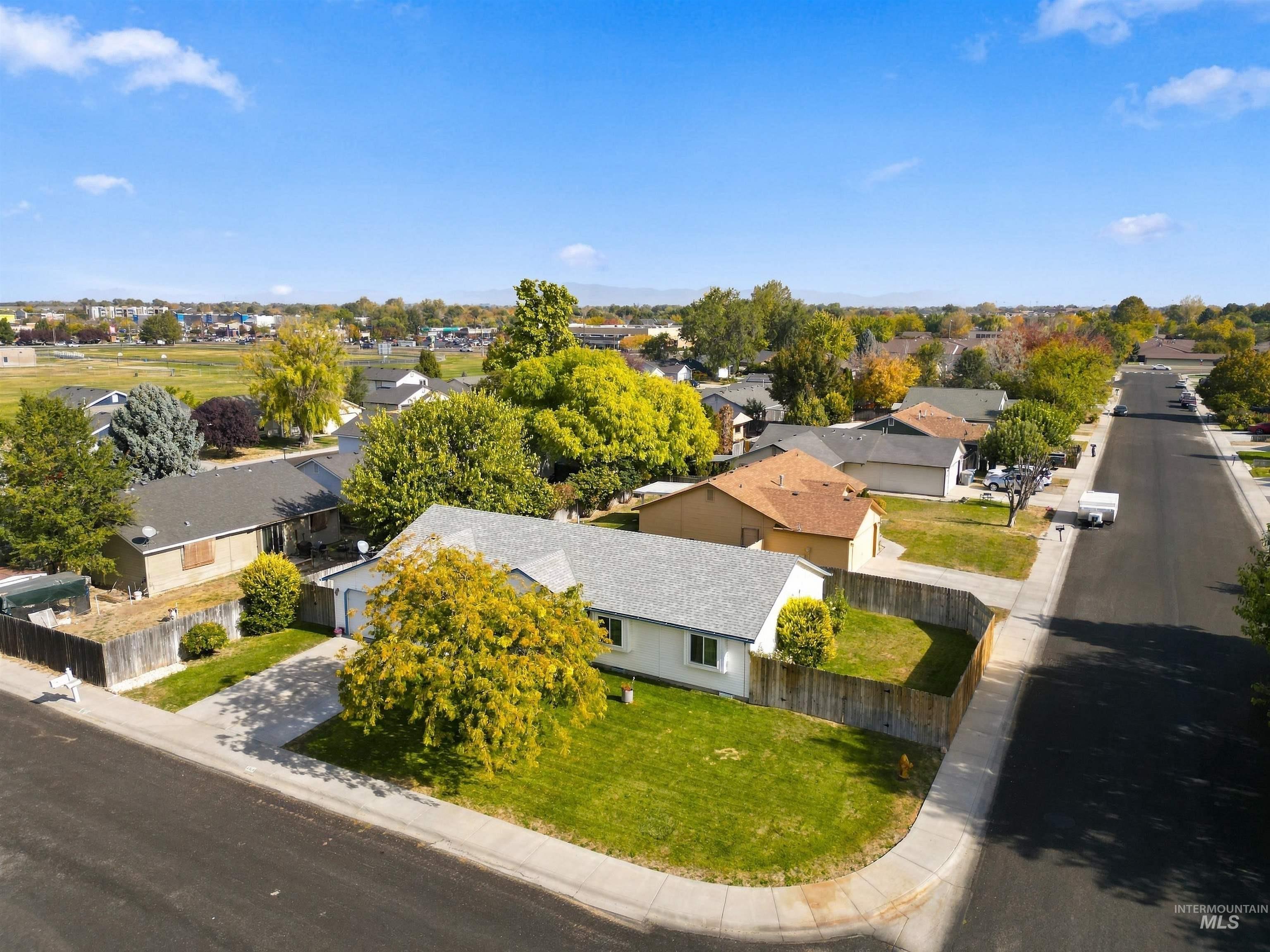 2524 Smart Street Property Photo 38