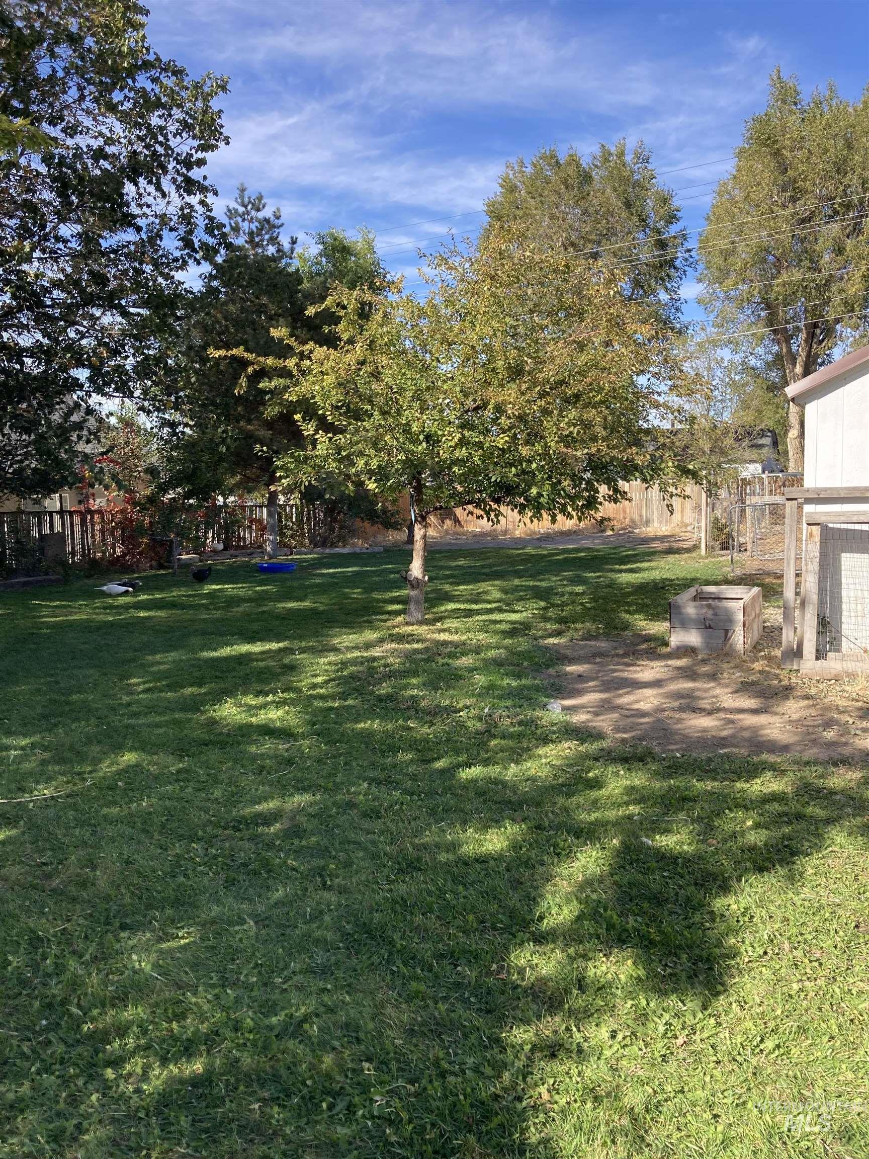 2213 County Rd E. Property Photo 23