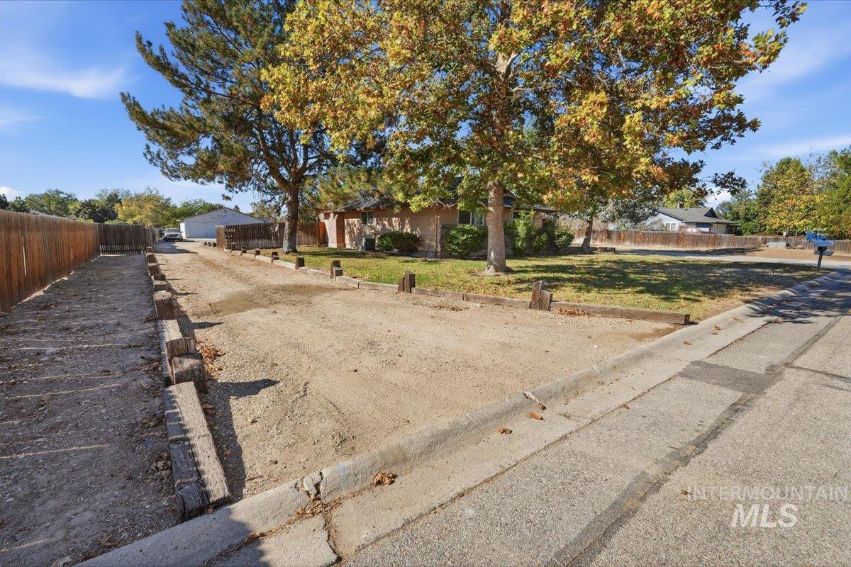 5555 S Tinker St Property Photo 33