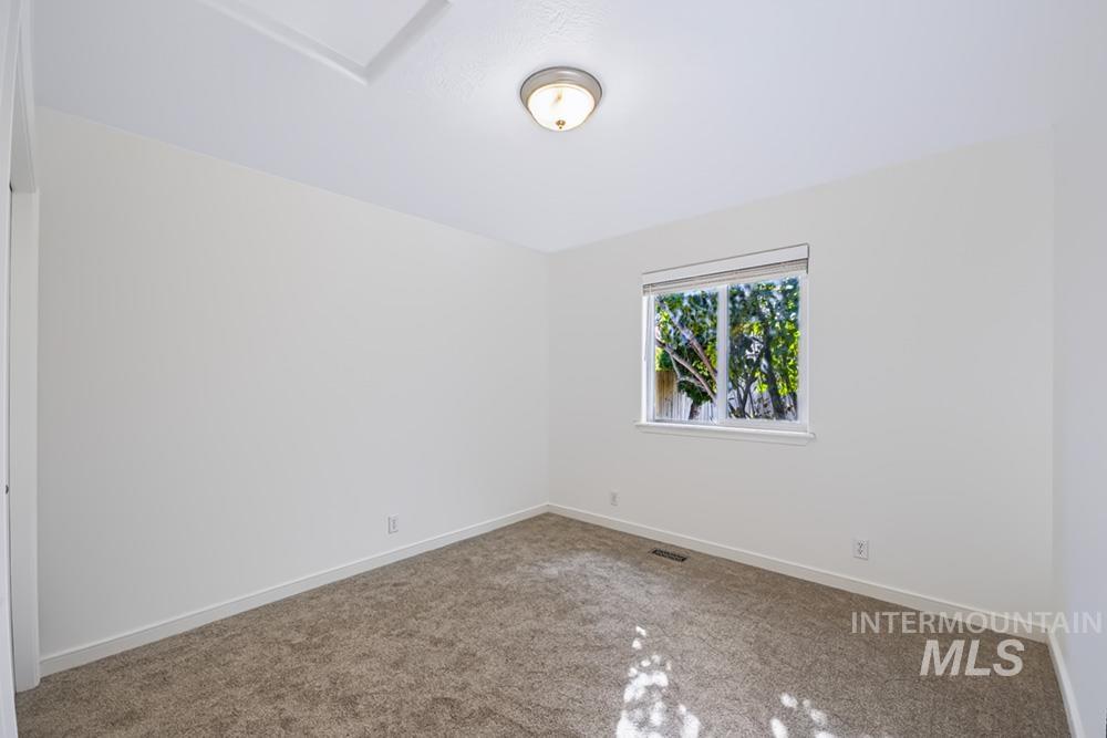 8499 W Shooting Star Dr Property Photo 12