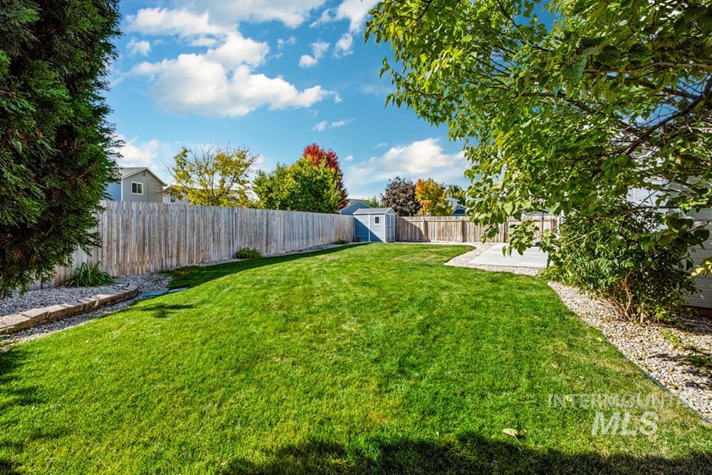 8499 W Shooting Star Dr Property Photo 14