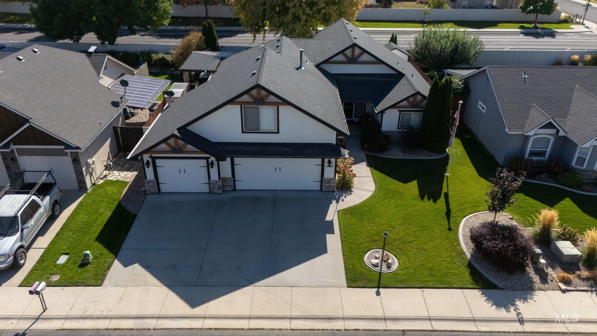 10981 W Rose Lake St Property Photo 21