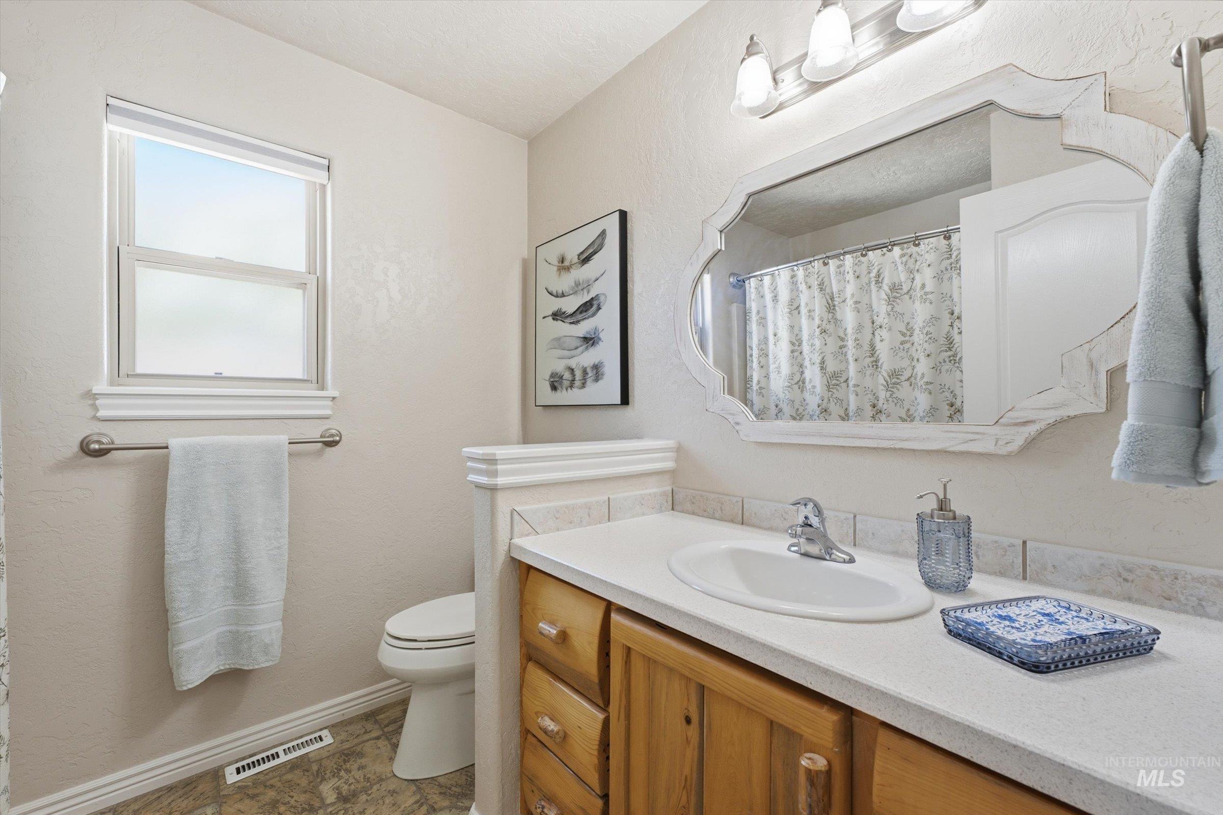 10981 W Rose Lake St Property Photo 38