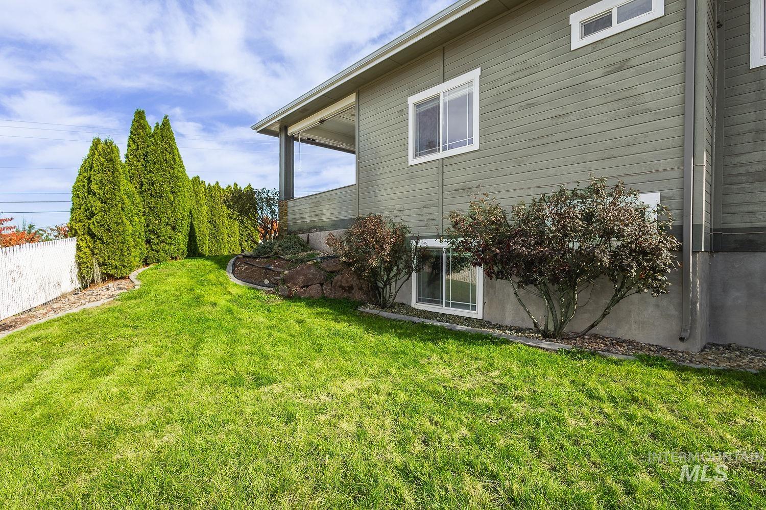 2130 Lisa Ct Property Photo 44