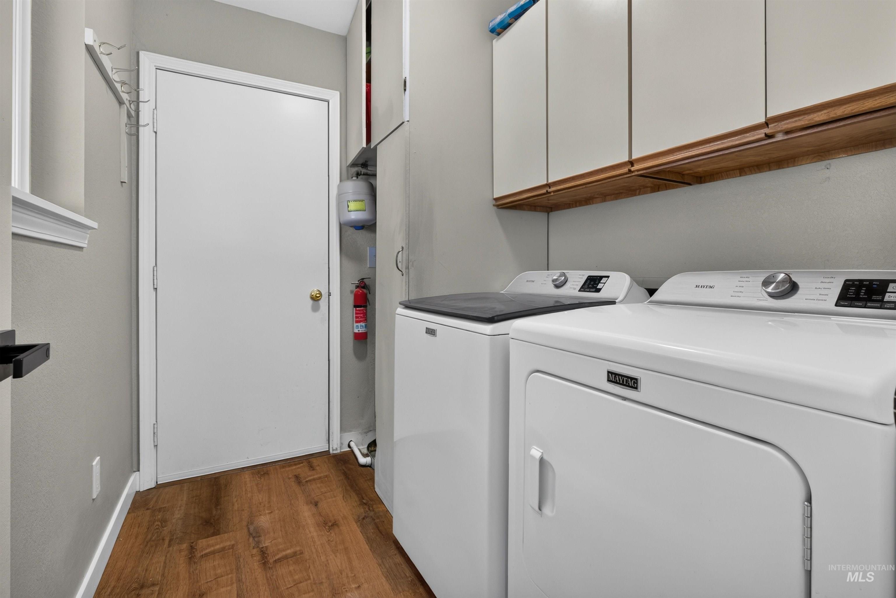 307 Pine St Property Photo 16