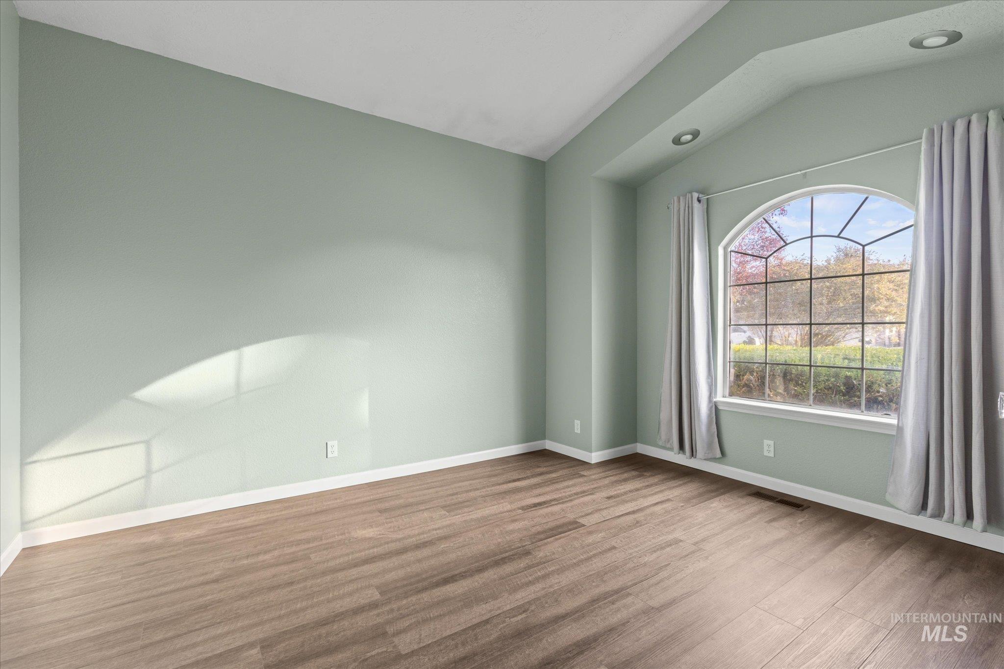 4759 N Buckboard Ave Property Photo 3
